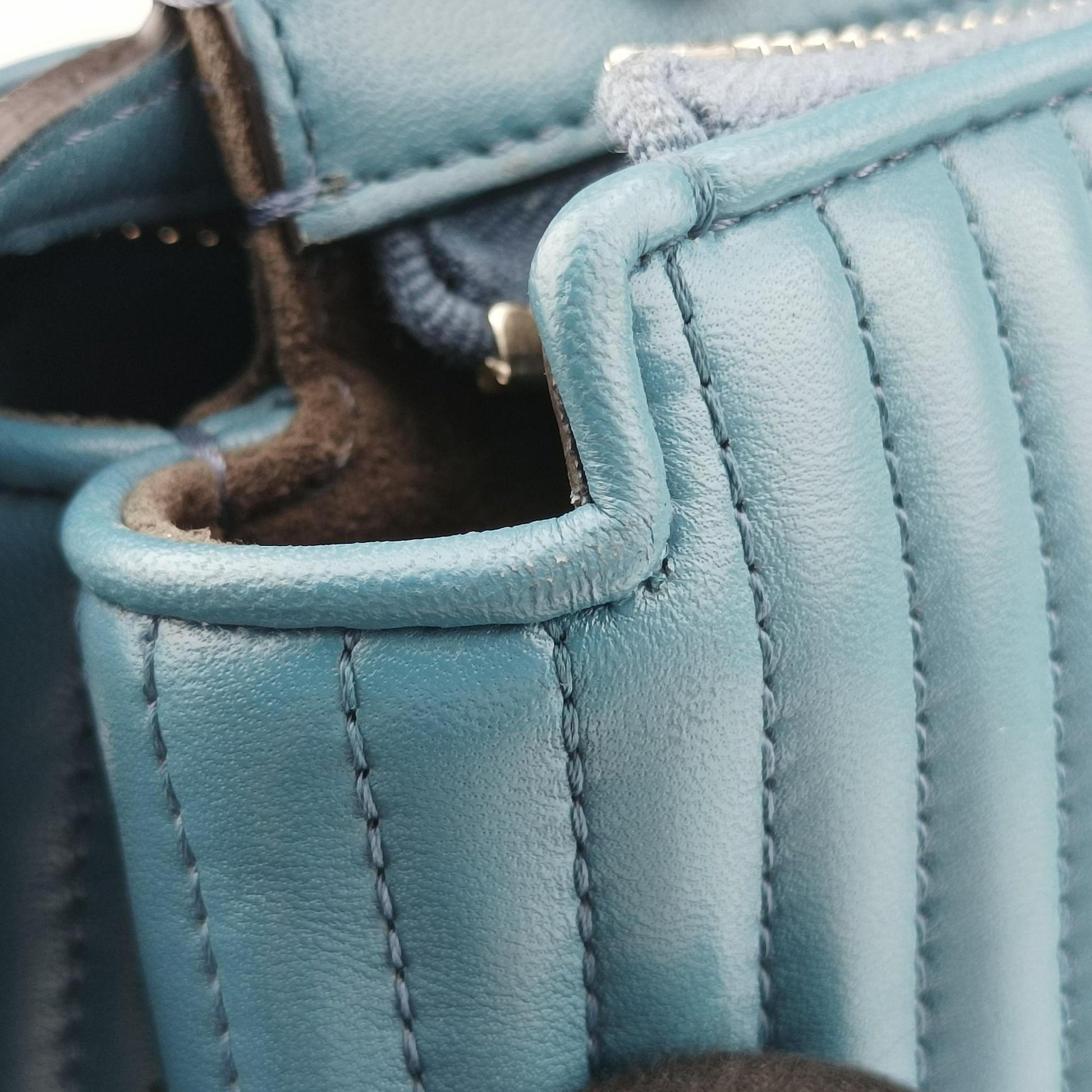Dotcom Click Small Blue Leather 8BN299 8BN299-I8F-169-0501ドットコム クリック スモール ブルー レザー 8BN299 8BN299-I8F-169-0501