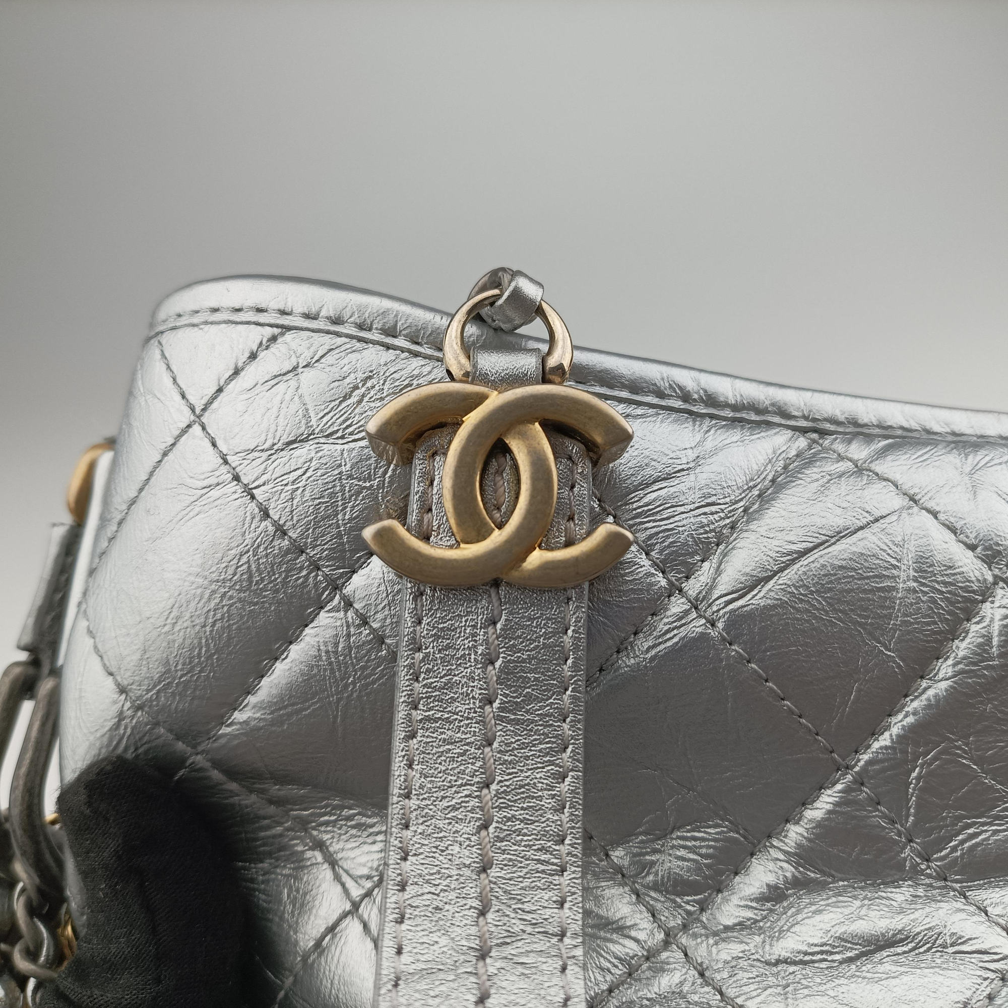 GABRIELLE Silver Leather A93825 24657871ガブリエル シルバー レザー A93825 24657871