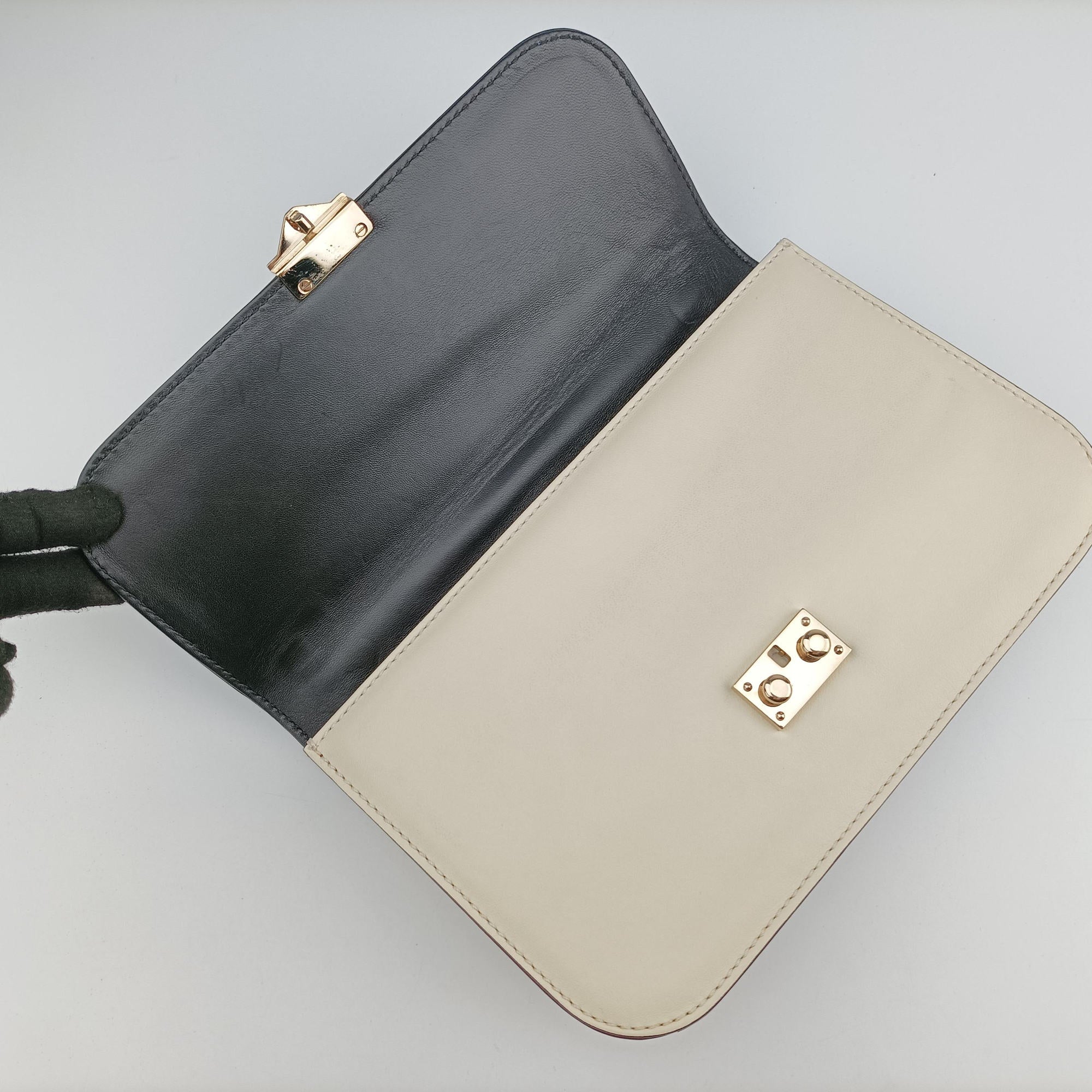 Rockstud Glam Lock White × Blue Leather BL-I398VHE0ロックスタッズグラムロックスモール ホワイト × ブルー レザー BL-I398VHE0