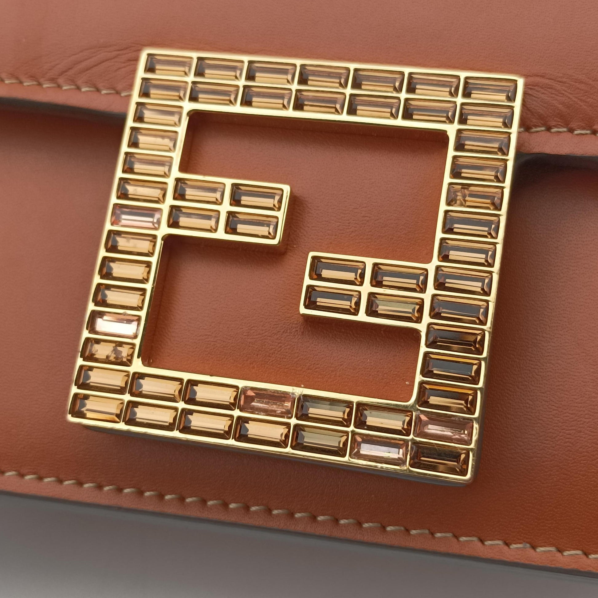 Fab Brown Leather 8BT317 8BT325 AAIW F0QVKファブ ブラウン レザー 8BT317 8BT325 AAIW F0QVK