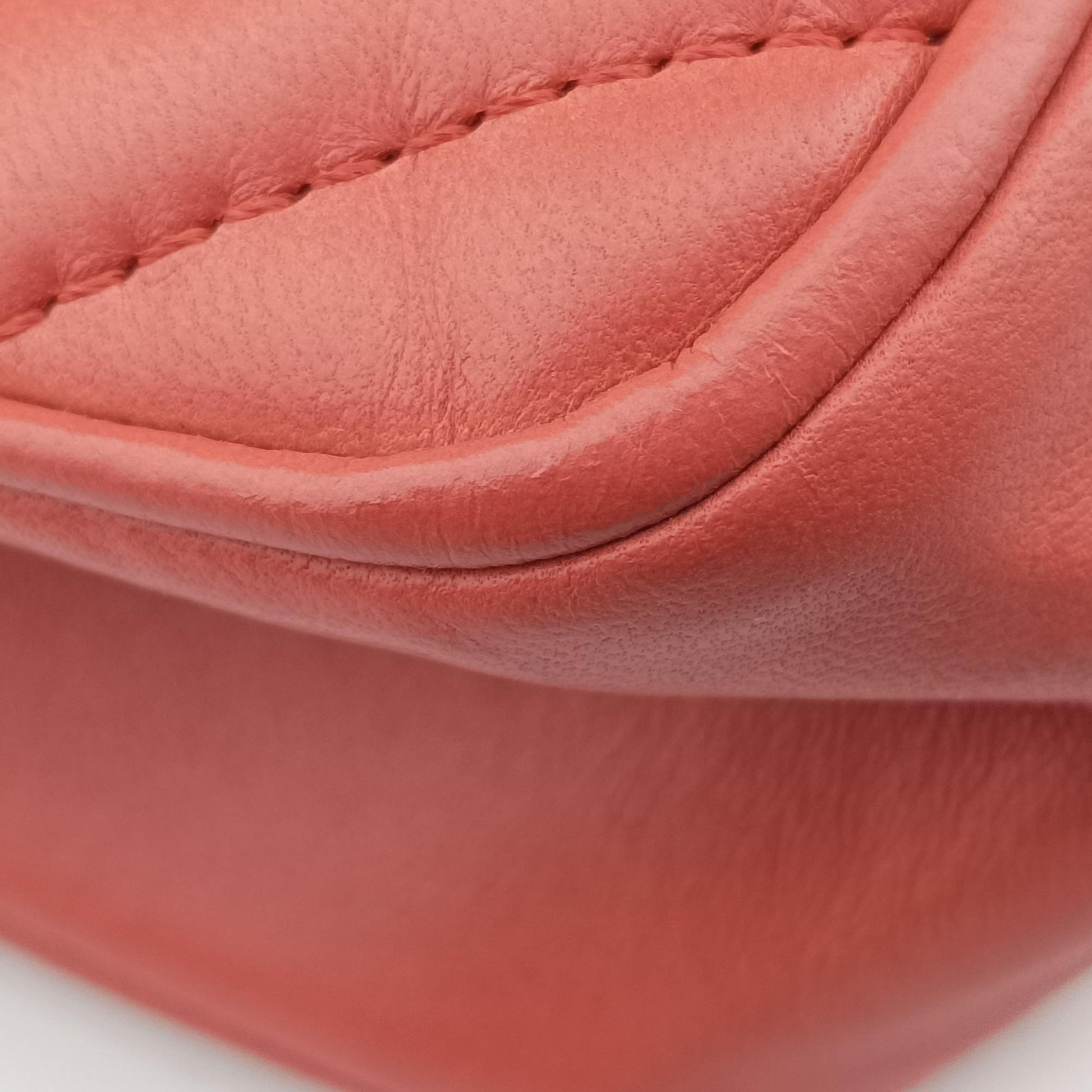 Chevron Jersey Trim Leo Lion Pink Leather A49312 14684588ジャージ Vステッチ ライオン ココマーク ピンク レザー A49312 14684588