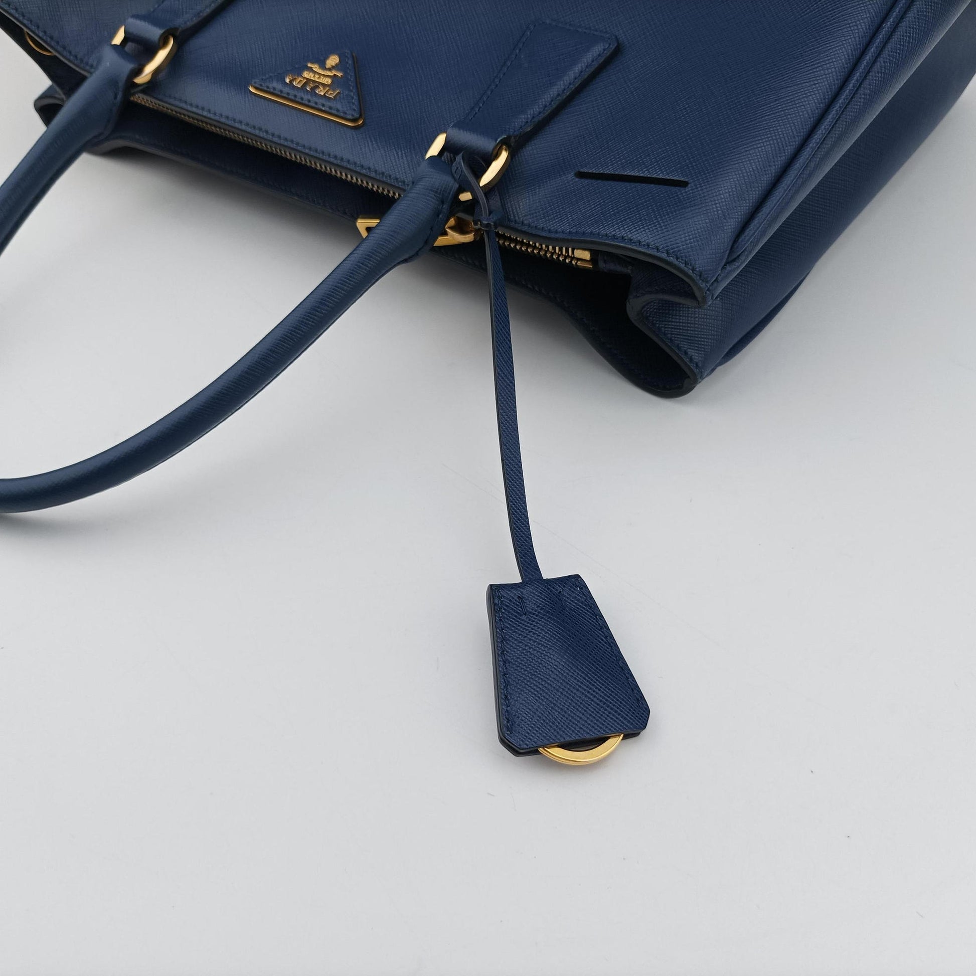 Galleria Blue SAFFIANO Leather BN2274 239/K 208ガレリア ブルー サフィアーノレザー BN2274 239/K 208