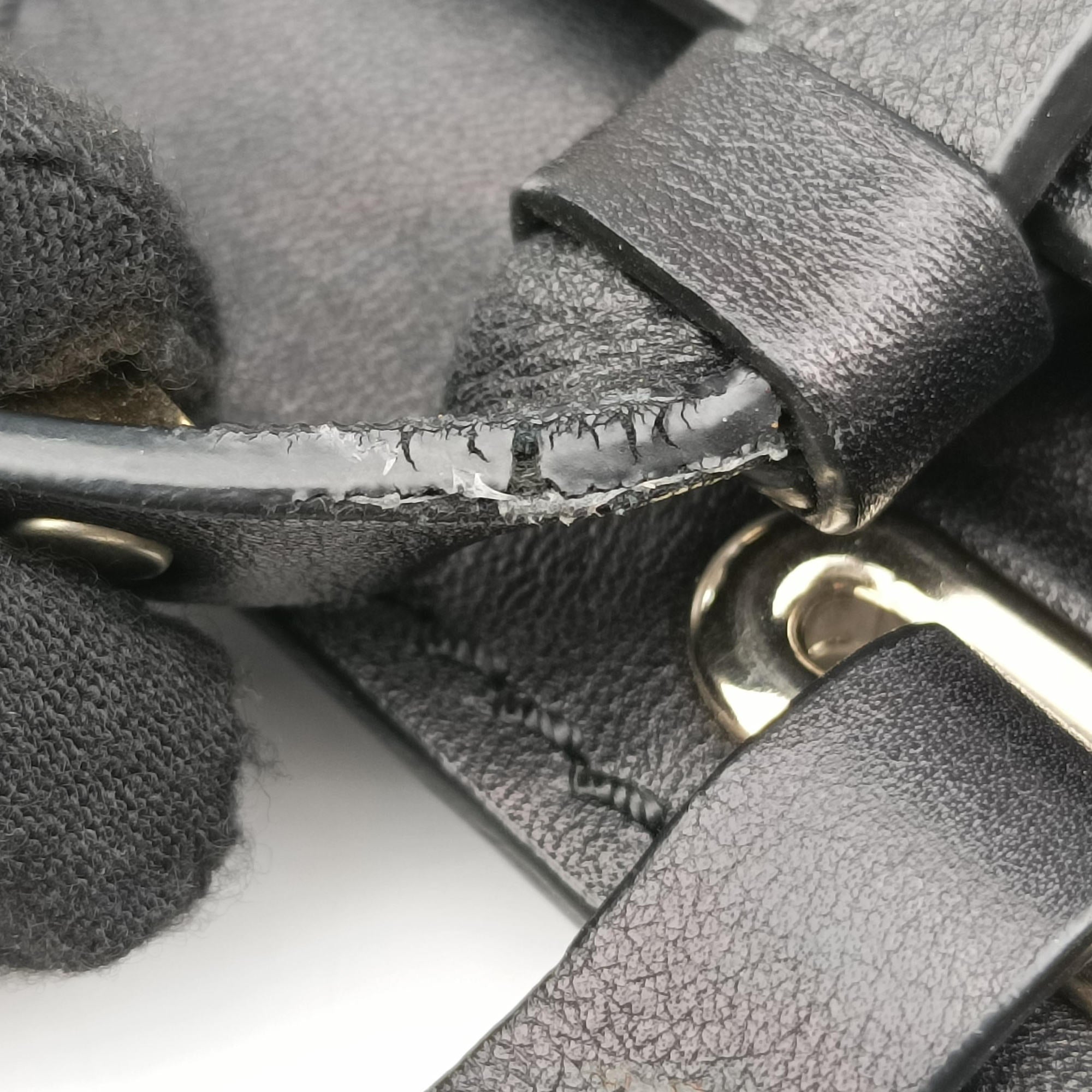 Rockstud Black Leather BS-E037BOL1ロックスタッズ ブラック レザー BS-E037BOL1