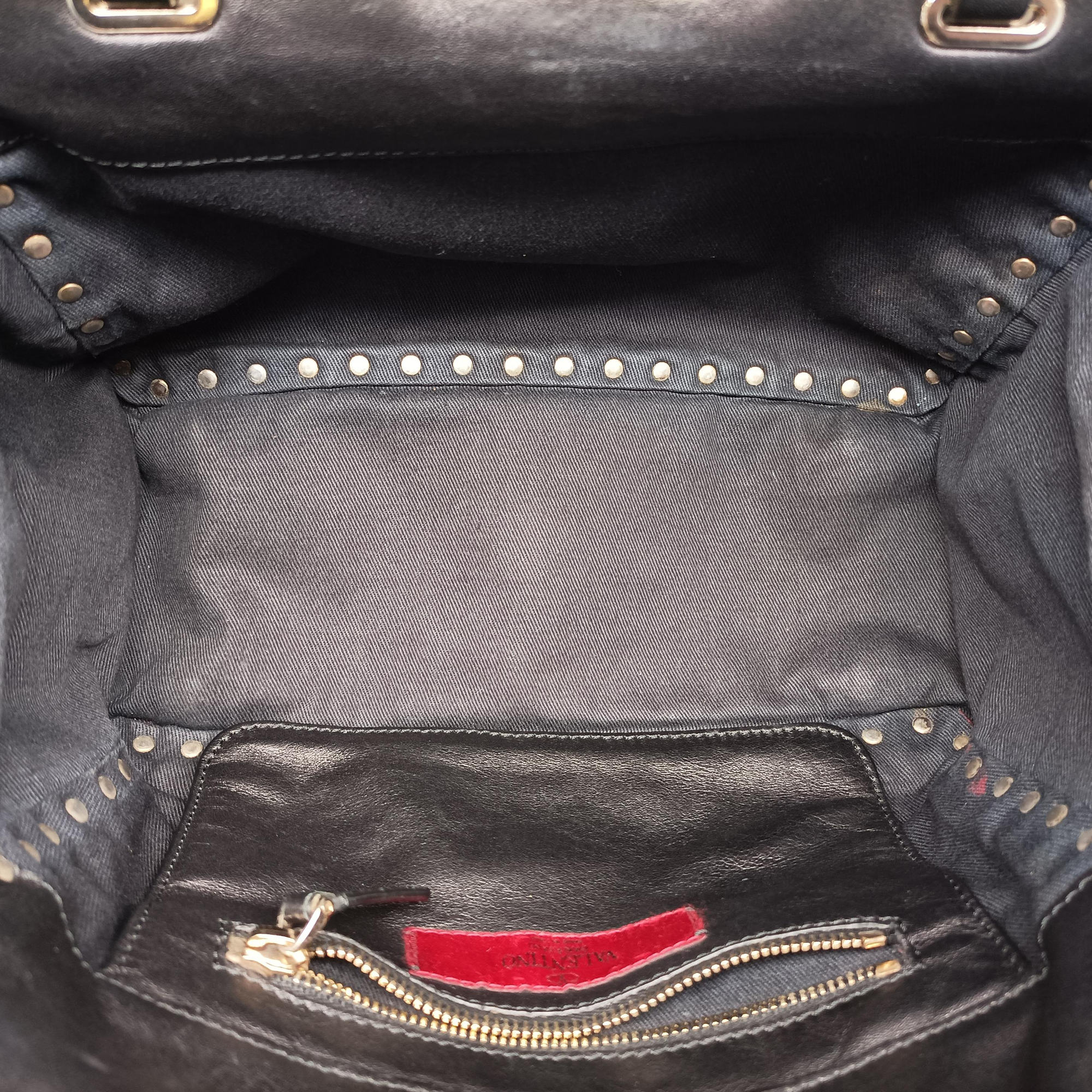 Rockstud Black Leather BS-E037BOL1ロックスタッズ ブラック レザー BS-E037BOL1