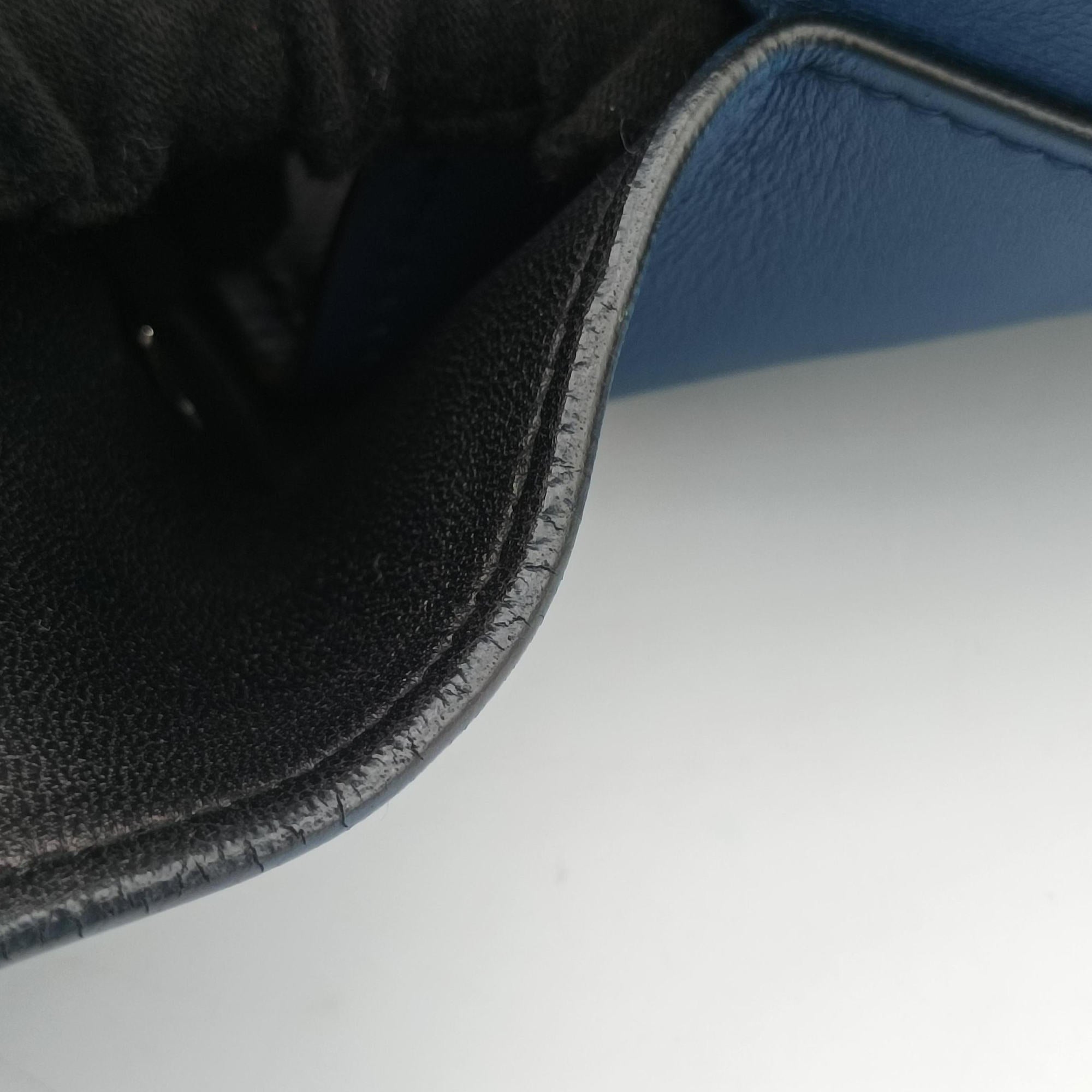 Half Flap Double Turn Lock Blue SAFFIANO Leather BN2821 117 Fハーフフラップダブルターンロック ブルー サフィアーノレザー BN2821 117 F