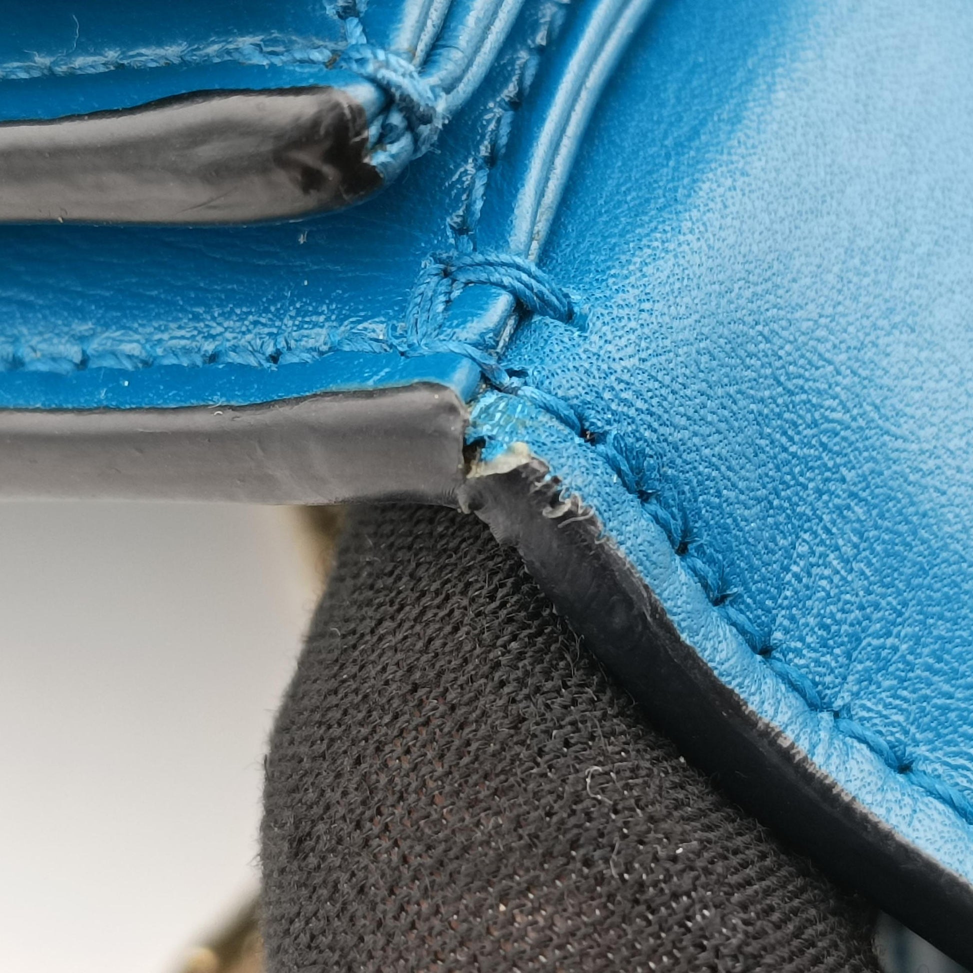 SERPENTI FOREVER Blue Leather MM.F15.39209セルペンティ フォーエバー ブルー レザー MM.F15.39209
