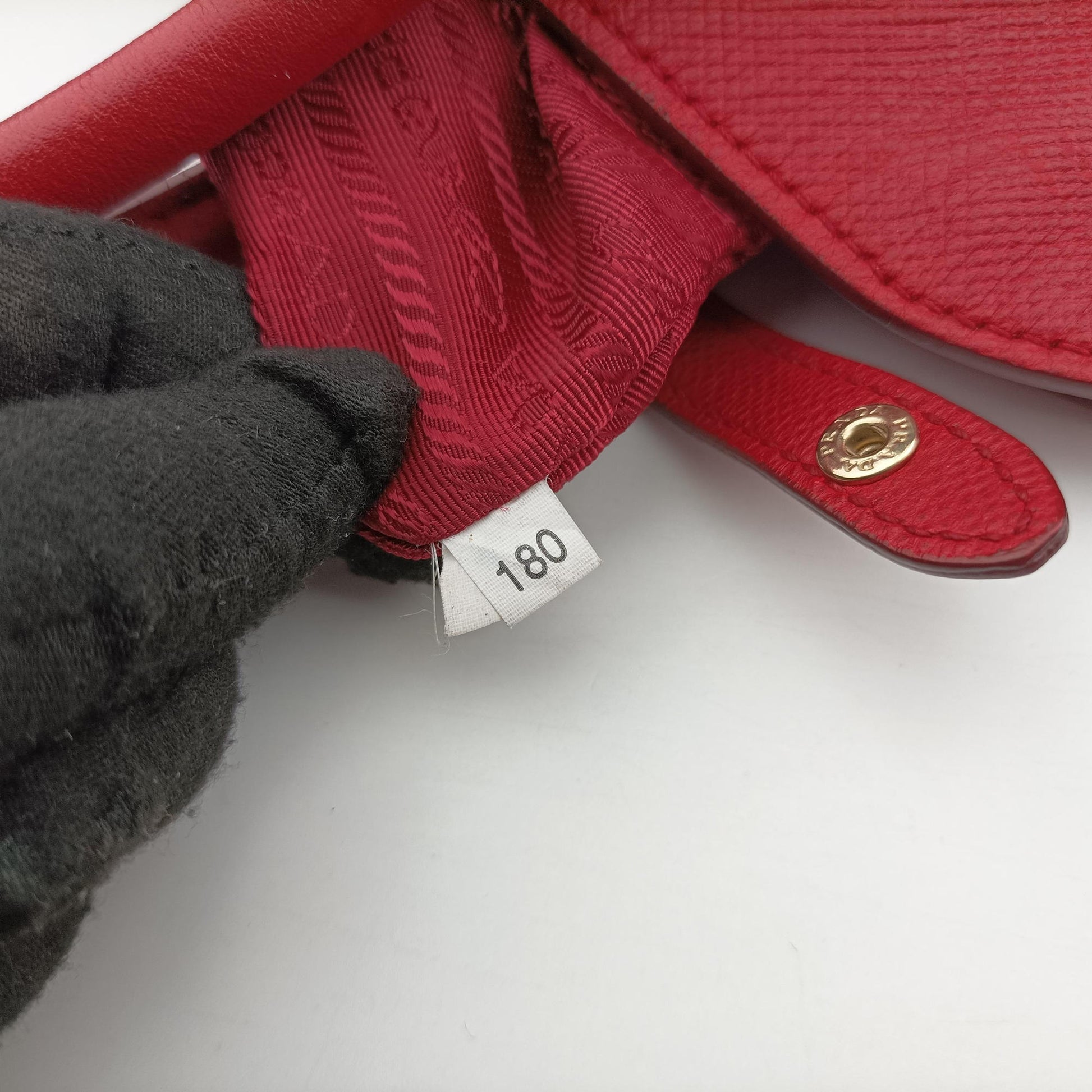 Open Promenade Red SAFFIANO　Leather BN2553 180オープン プロムナード レッド サフィアーノレザー BN2553 180