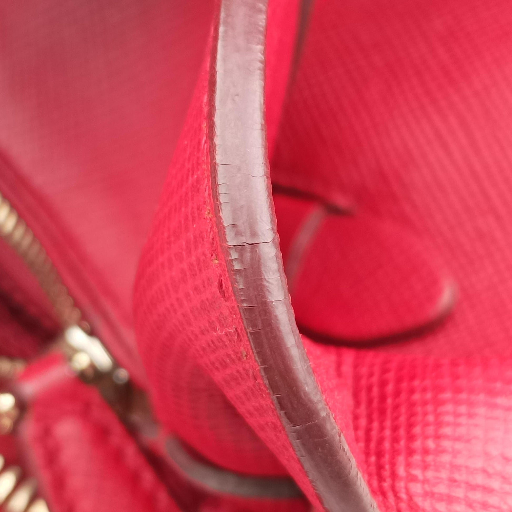 Open Promenade Red SAFFIANO　Leather BN2553 180オープン プロムナード レッド サフィアーノレザー BN2553 180
