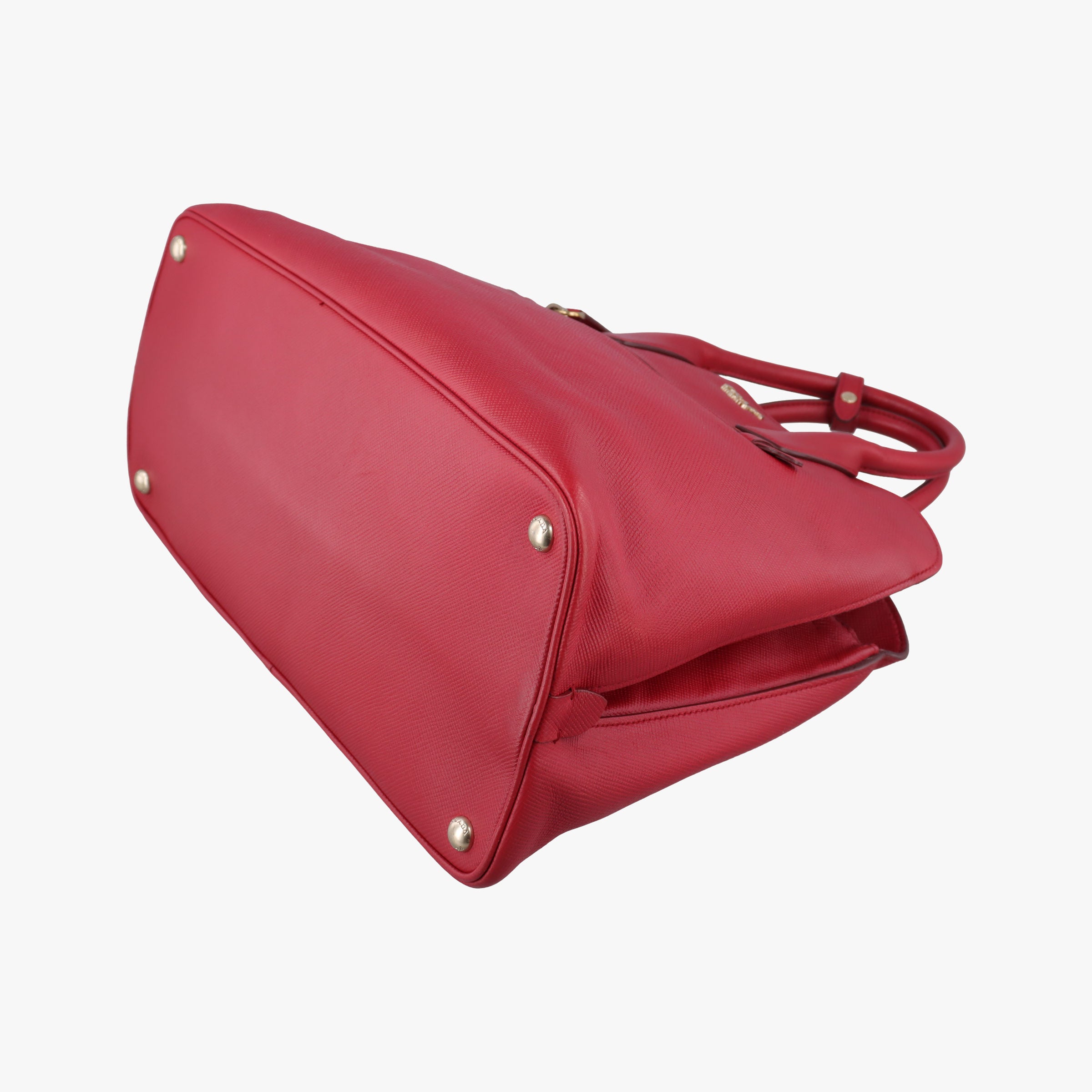 Open Promenade Red SAFFIANO　Leather BN2553 180オープン プロムナード レッド サフィアーノレザー BN2553 180