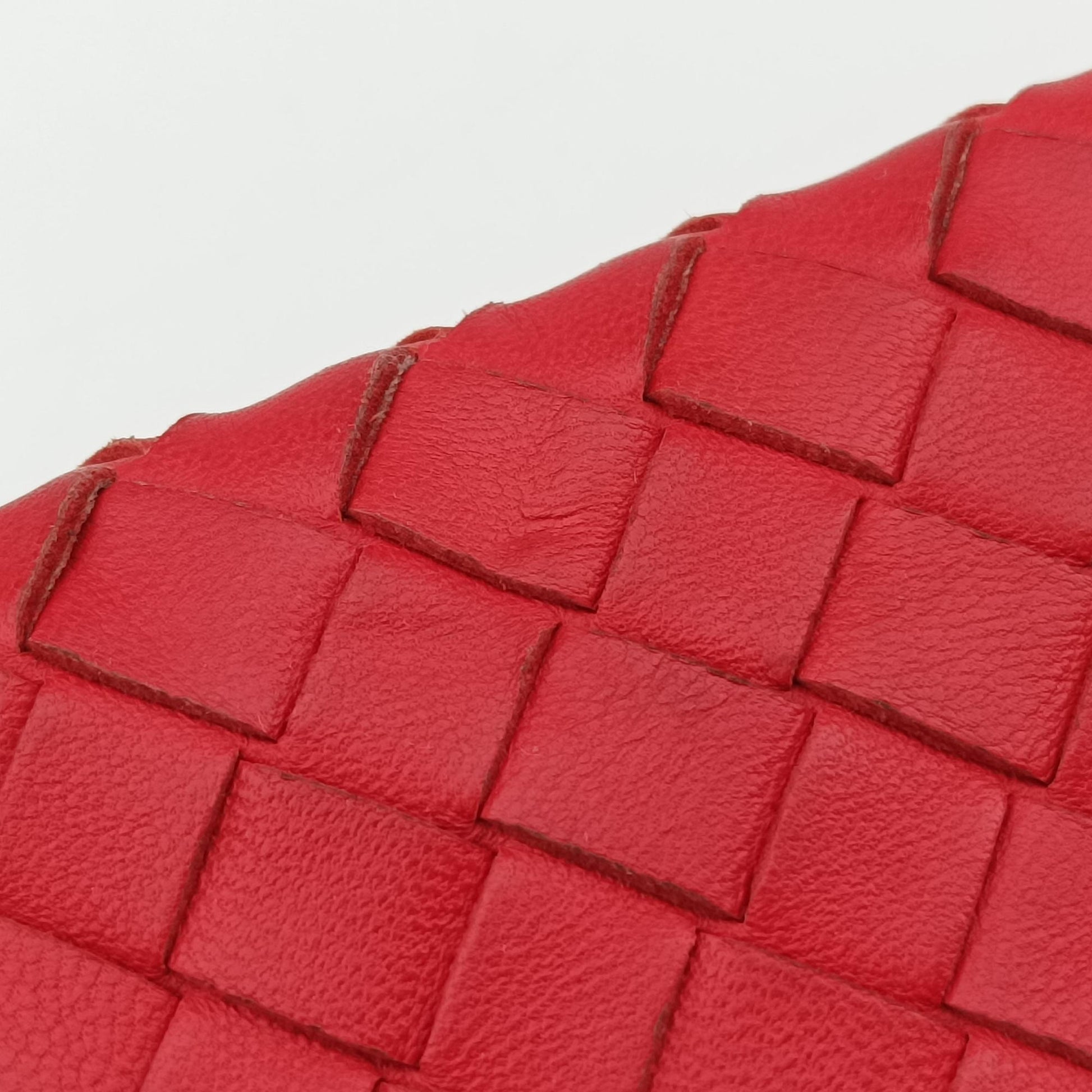 Duo Intrecciato Red lambskin B02932886Nデュオ イントレチャート レッド ラムスキン B02932886N