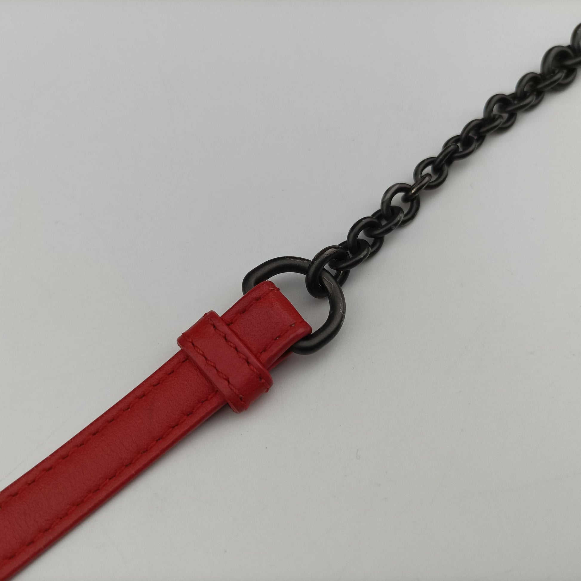 Duo Intrecciato Red lambskin B02932886Nデュオ イントレチャート レッド ラムスキン B02932886N