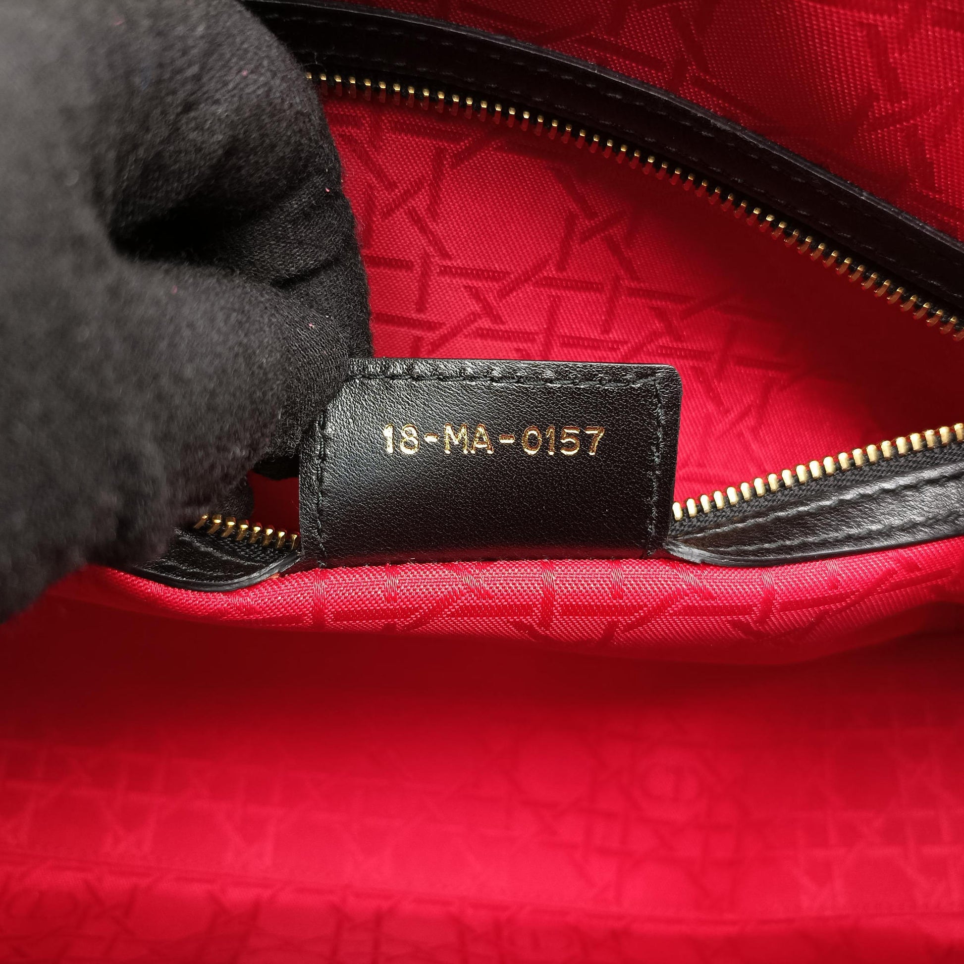 Lady Dior Black lambskin 18-MA-0157レディディオール ブラック ラムスキン 18-MA-0157