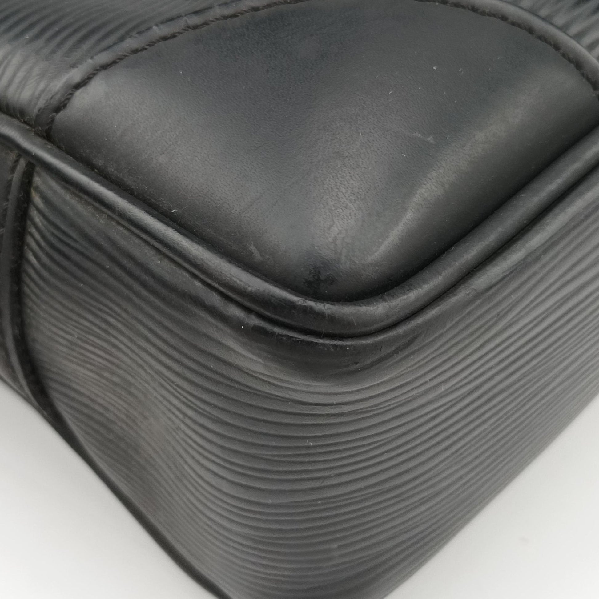 Porto Document Voyage Noir Epi M59162 BA3104ポルトドキュメントボヤージュ ノワール エピ M59162 BA3104
