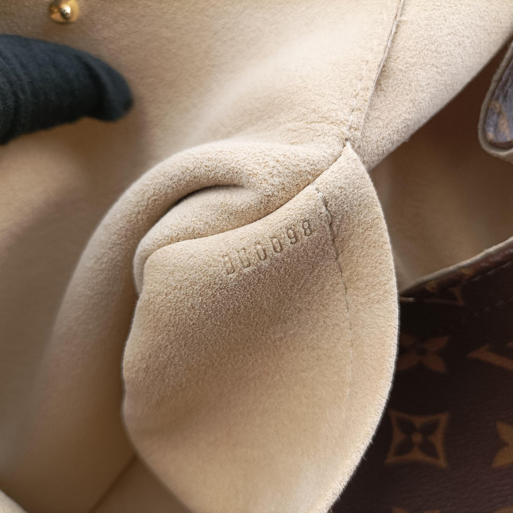 Beverly GM brown Monogram Canvas M40120 DU0098ビバリーGM モノグラム/ブラウン モノグラム キャンバス M40120 DU0098