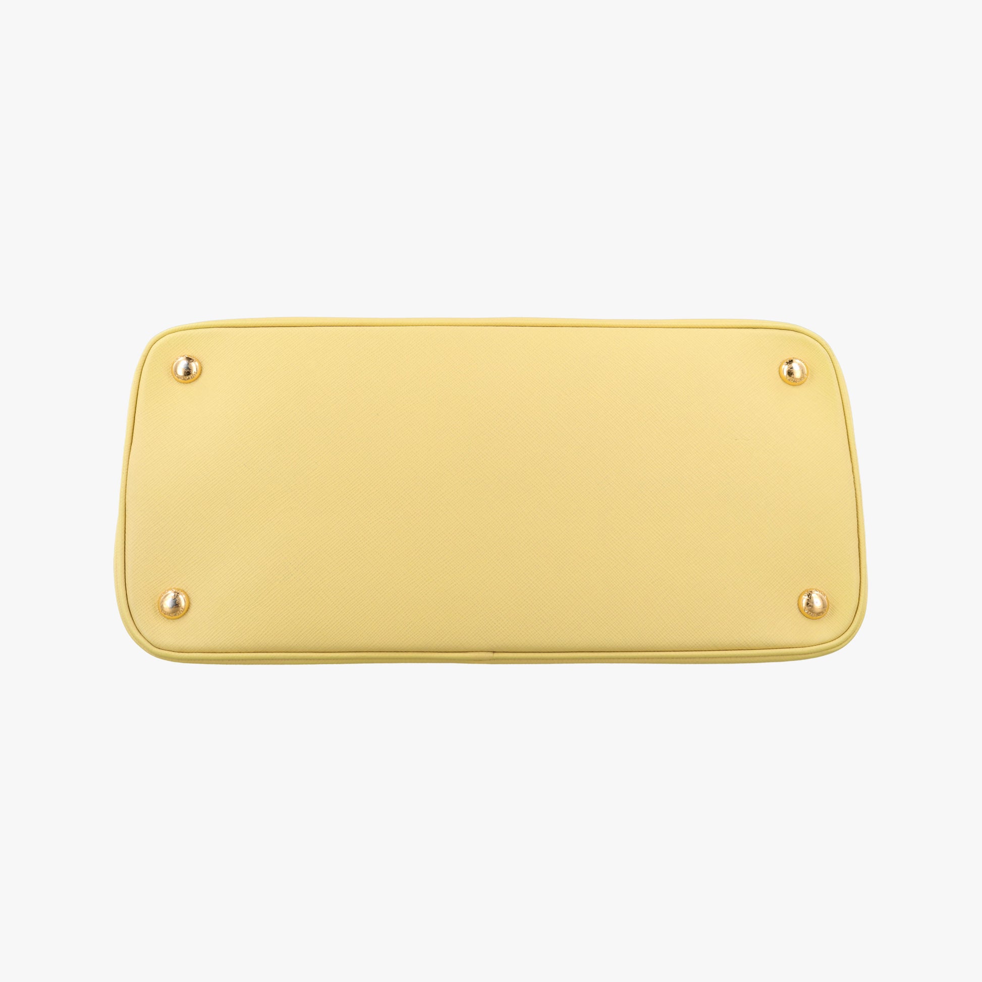 Promenade Yellow SAFFIANO Leather BN2567 180プロムナード イエロー サフィアーノレザー BN2567 180