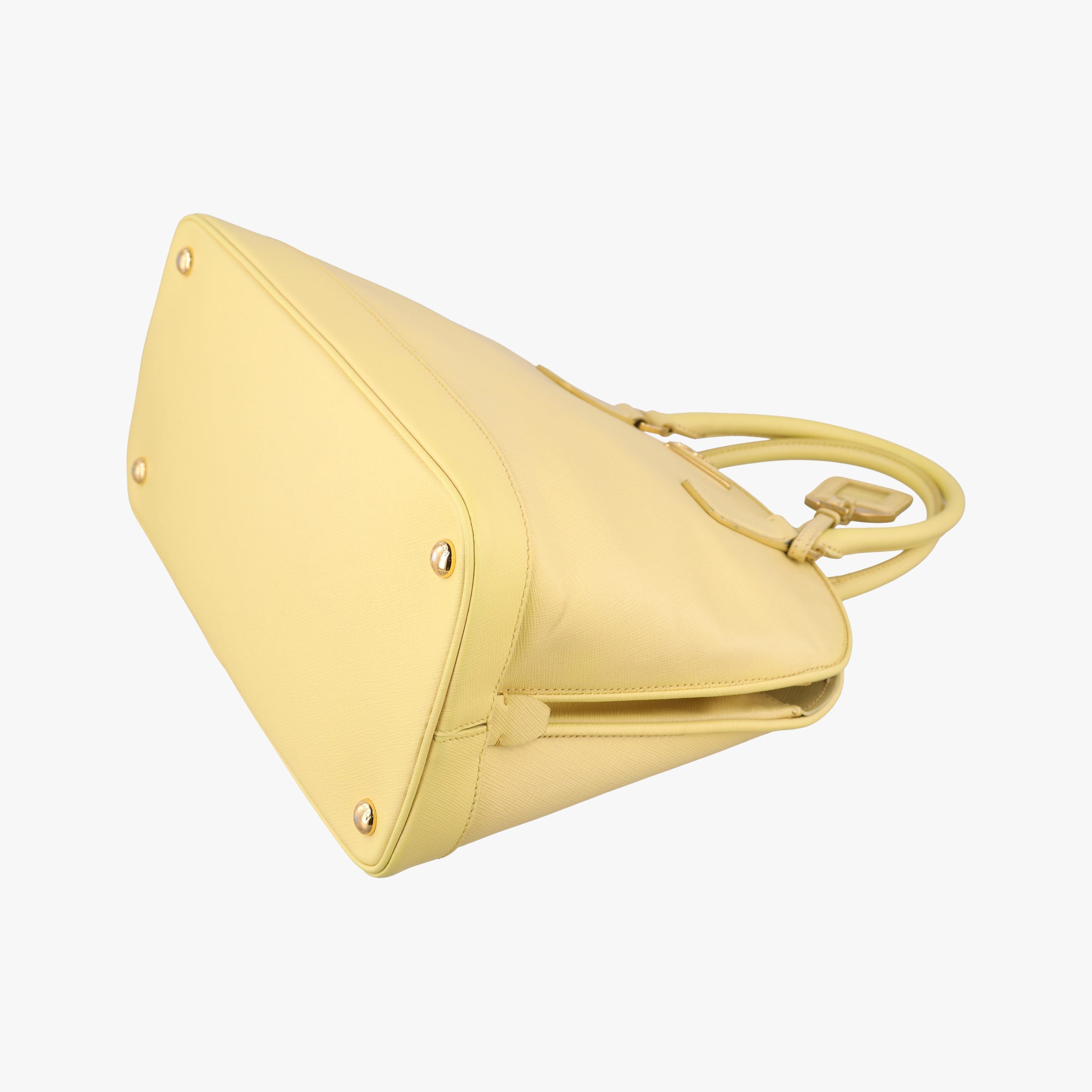 Promenade Yellow SAFFIANO Leather BN2567 180プロムナード イエロー サフィアーノレザー BN2567 180