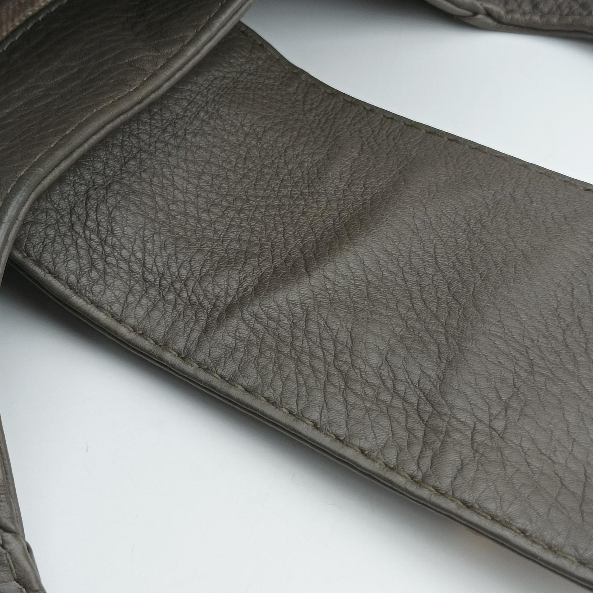 Greenwich Medium Grey Leather 268747 G9313845グリニッジ ミディアム グレー レザー 268747 G9313845