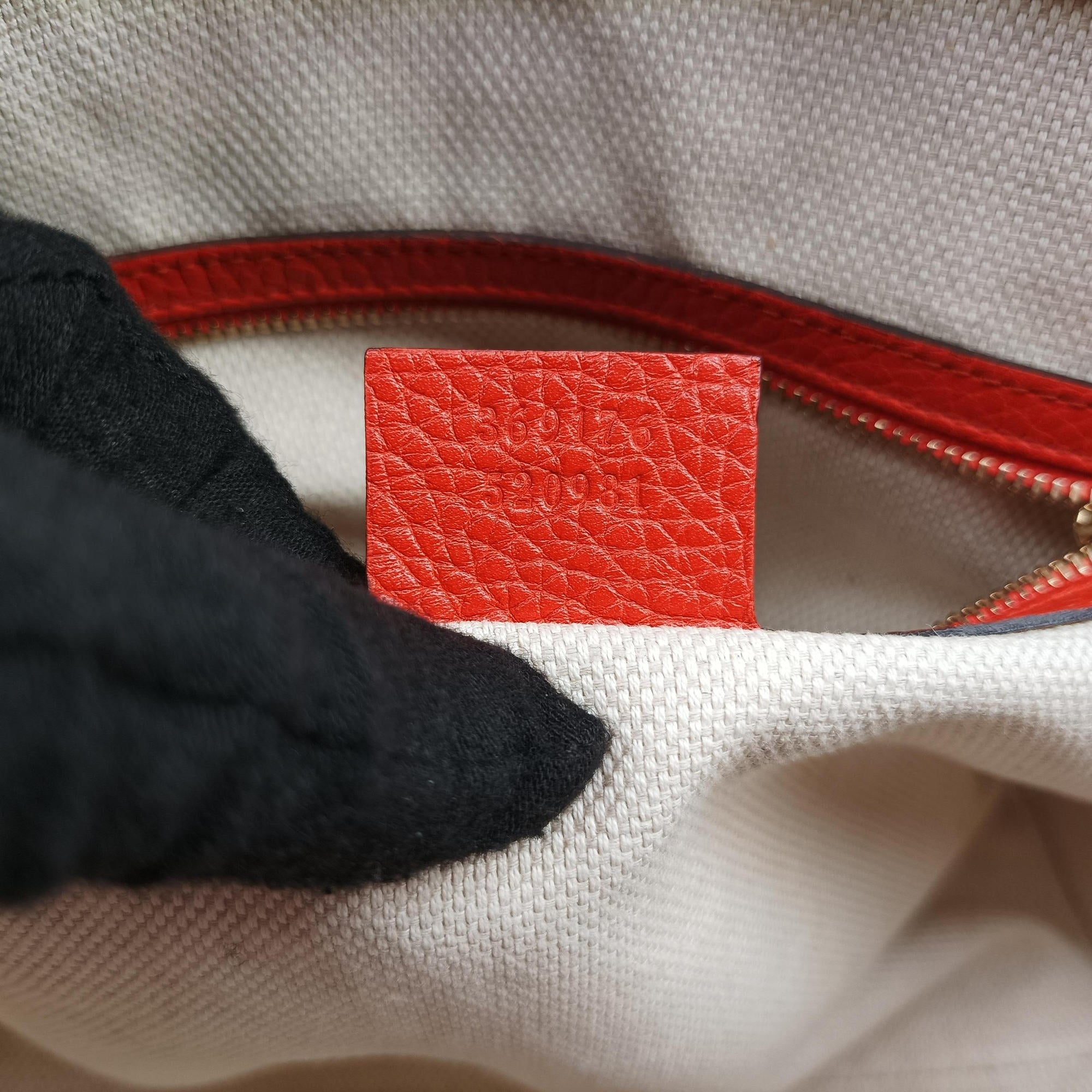 Soho Orange Leather 369176 I019395669ソーホー オレンジ レザー 369176 I019395669