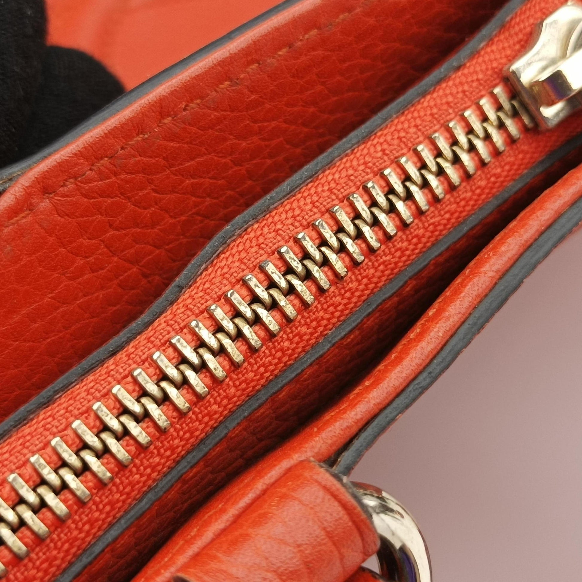 Soho Orange Leather 369176 I019395669ソーホー オレンジ レザー 369176 I019395669