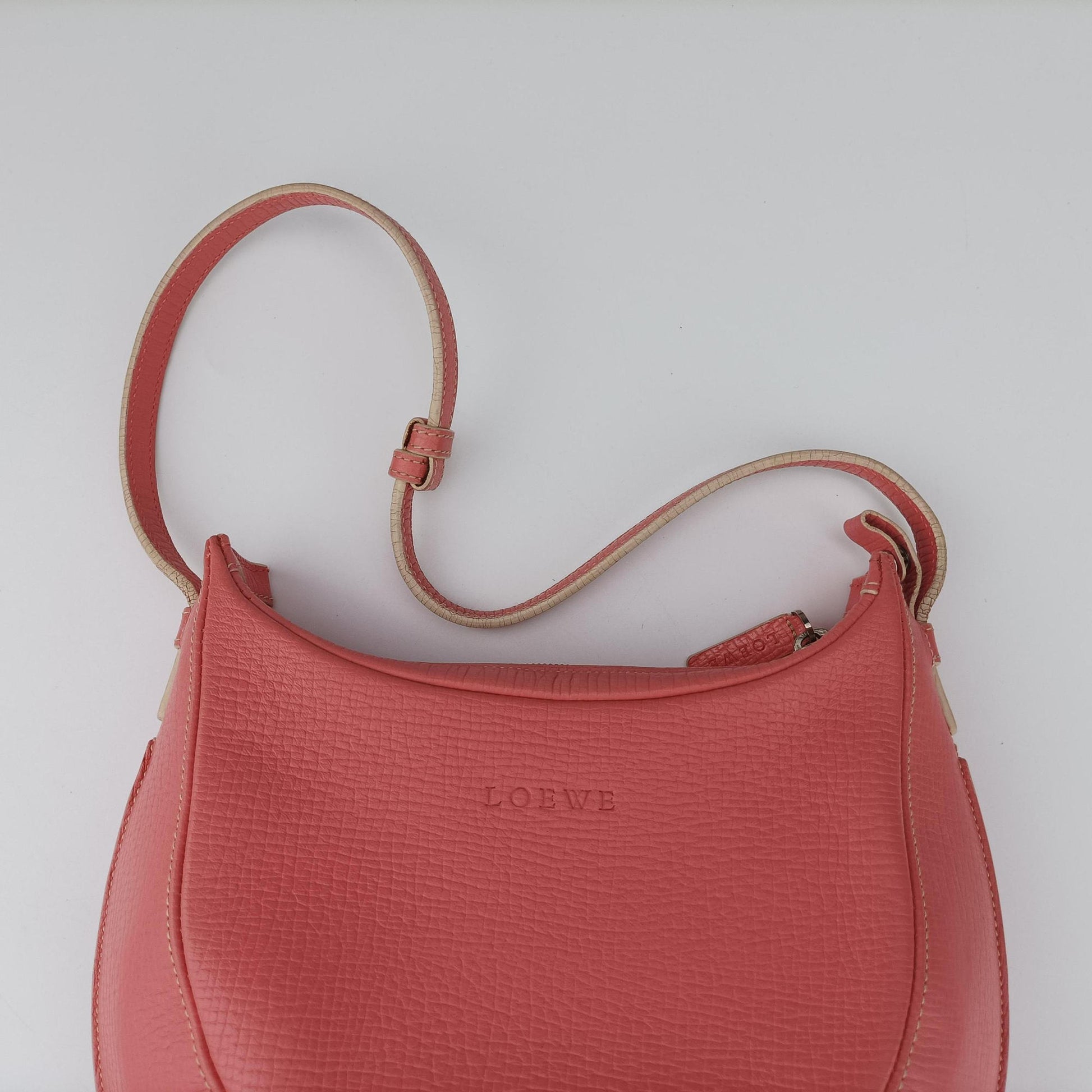 Half Moon Bag Pink Leather L22ハーフムーンバッグ ピンク レザー L22
