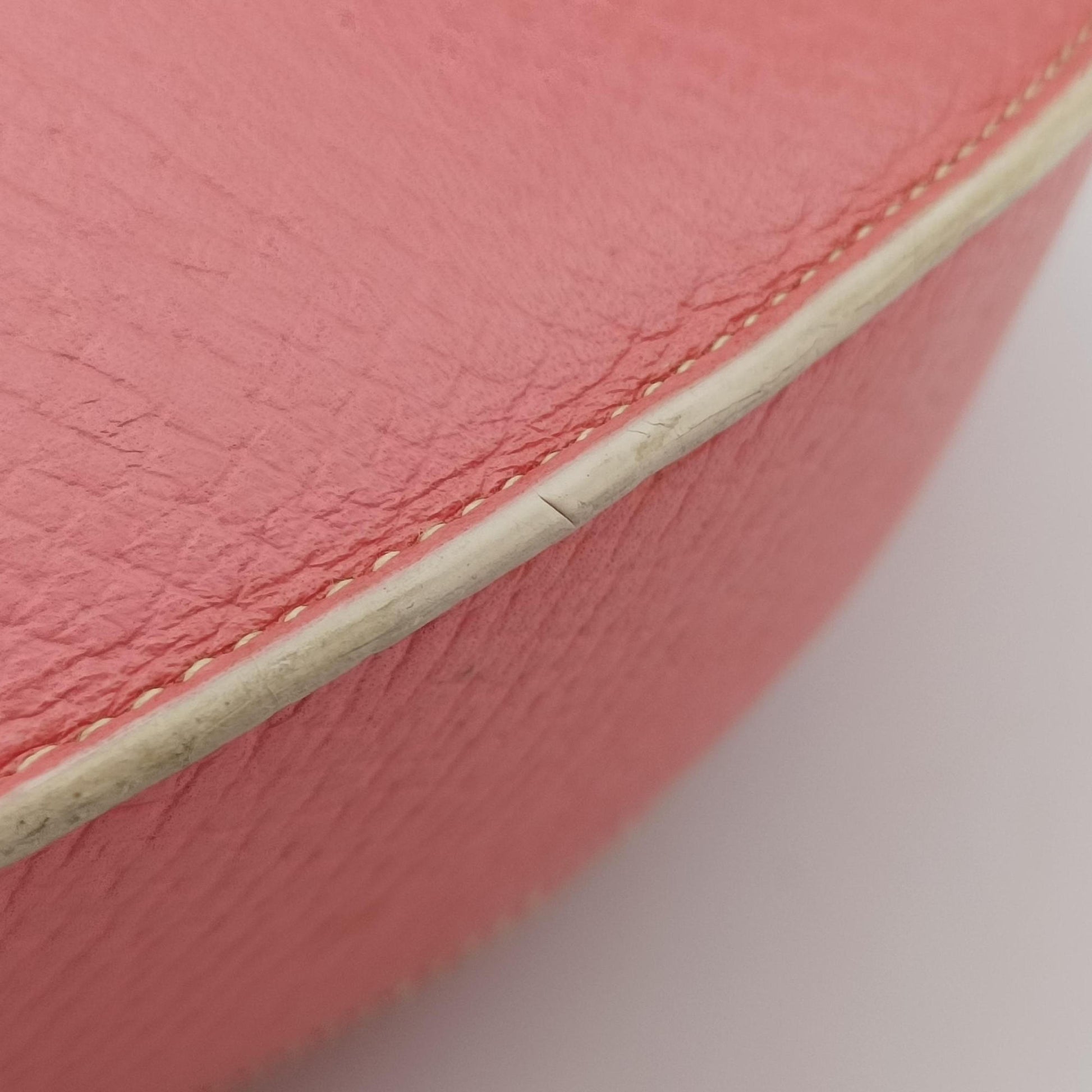 Half Moon Bag Pink Leather L22ハーフムーンバッグ ピンク レザー L22