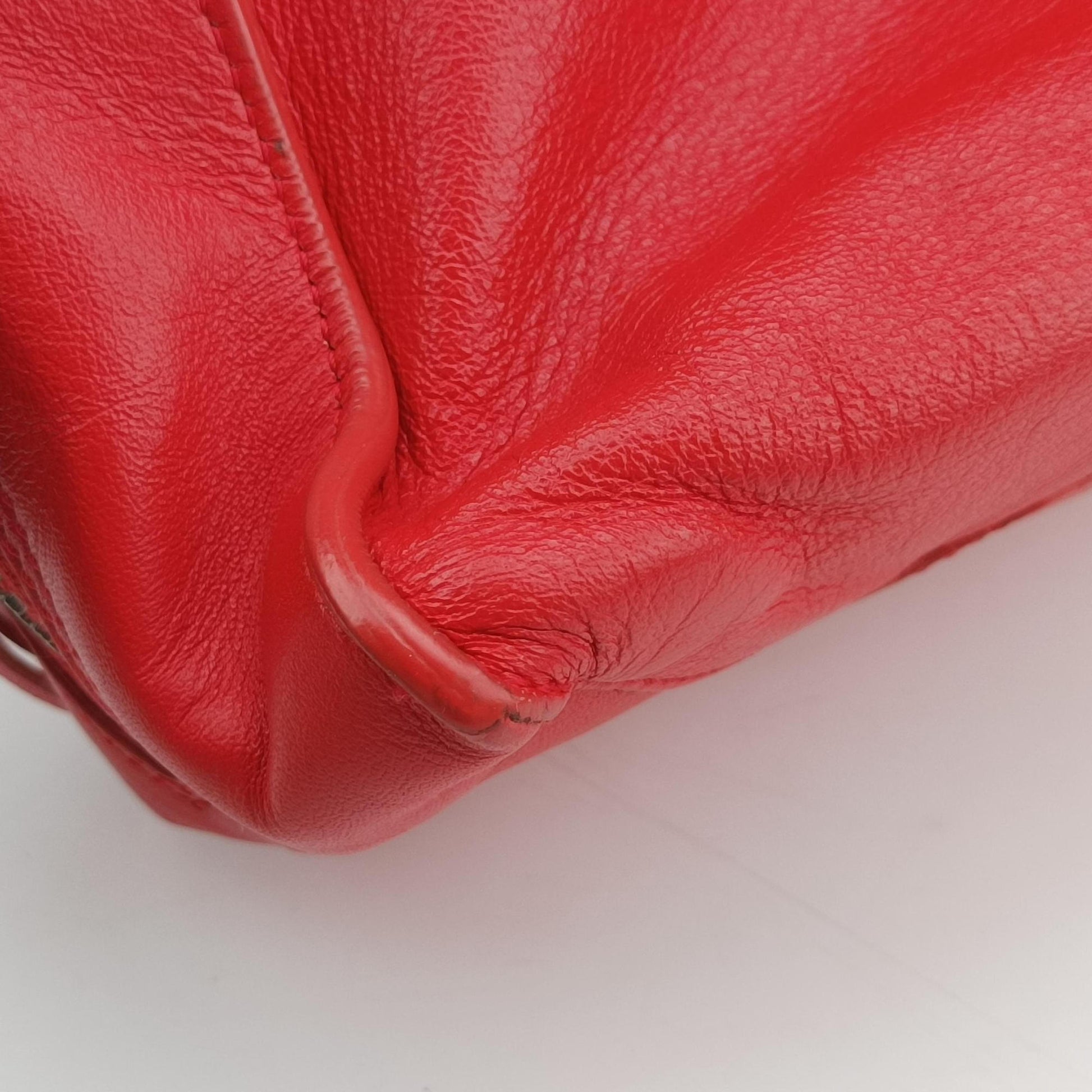 Paper A6 Zip Around Red Lambskin 370926 305572.6520.I 515859ペーパー A6 ジップアラウンド レッド ラムレザー 370926 305572.6520.I 515859