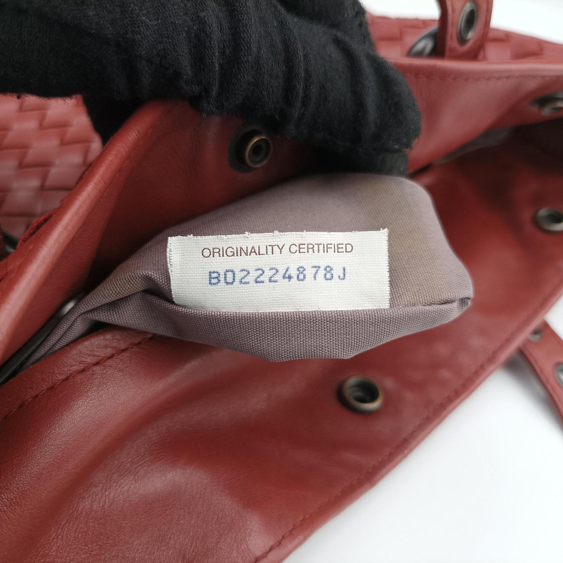 Intrecciato Shopper Acatl Red lambskin B02224878Jイントレチャート ショッパー アキャトル レッド ラムスキン B02224878J