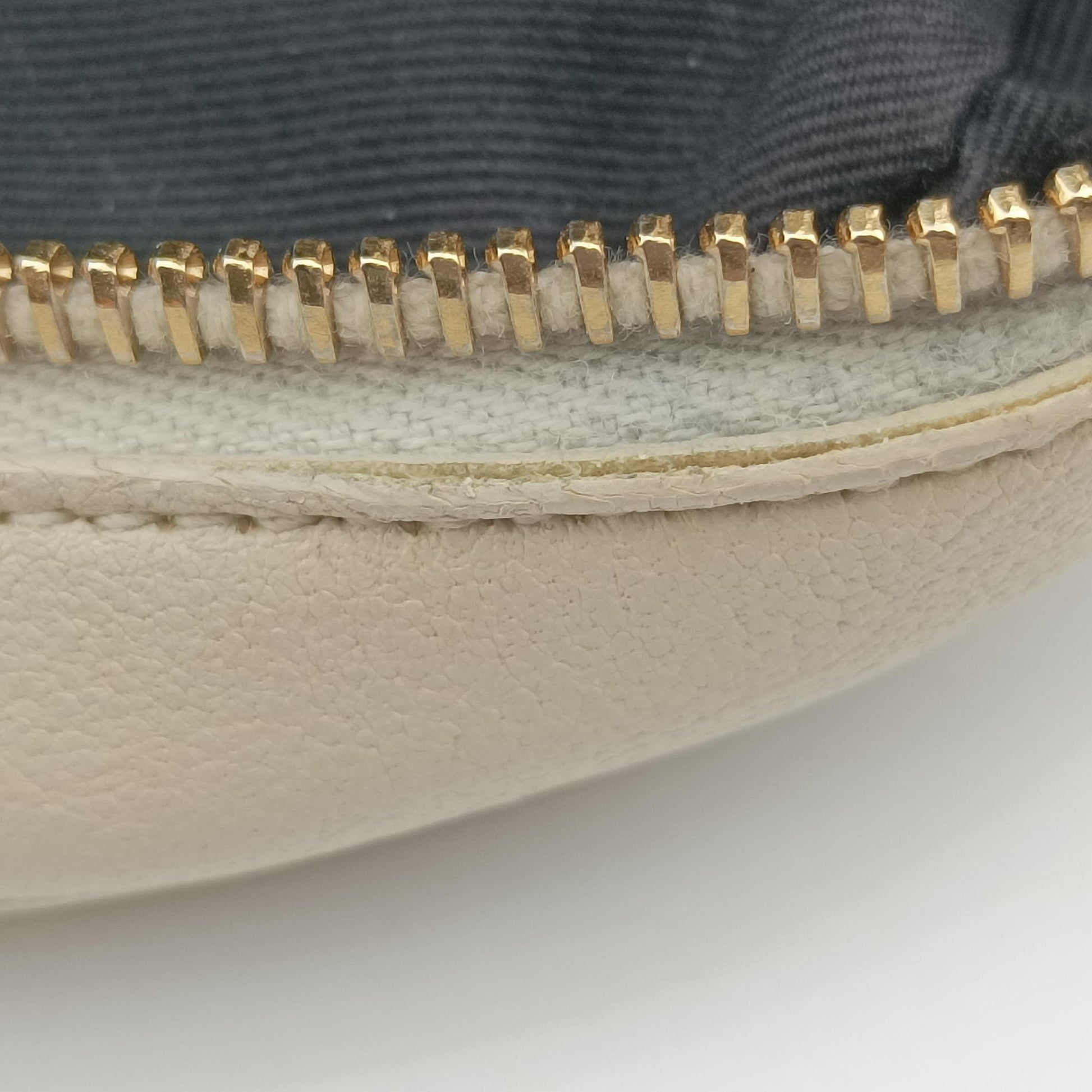 Quilted White Leather 582463 PTR582463.1019キルテッド ホワイト レザー 582463 PTR582463.1019