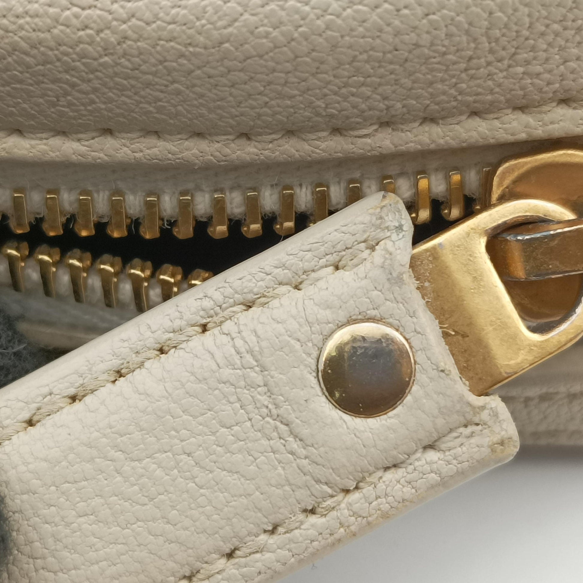 Quilted White Leather 582463 PTR582463.1019キルテッド ホワイト レザー 582463 PTR582463.1019