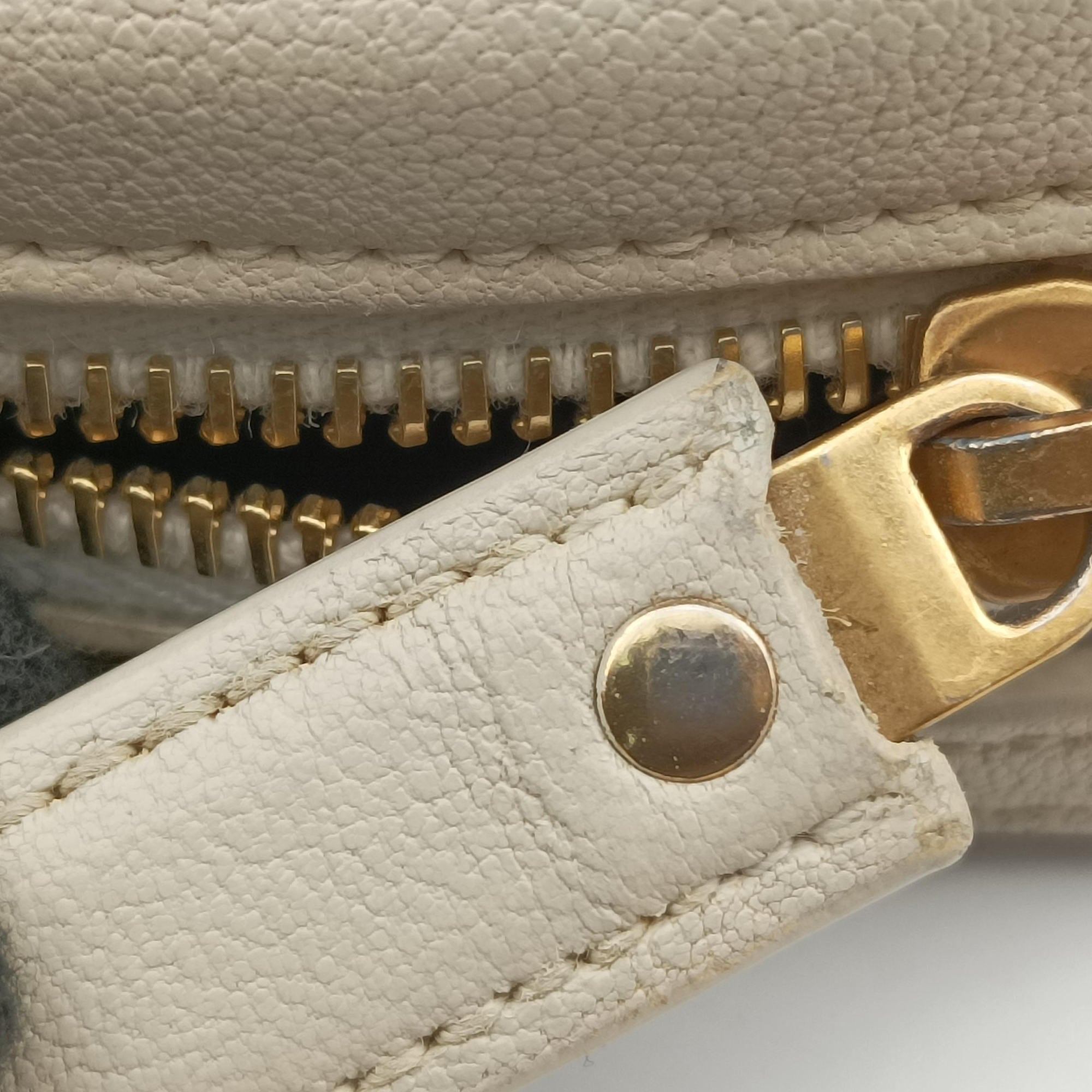 Quilted White Leather 582463 PTR582463.1019キルテッド ホワイト レザー 582463 PTR582463.1019