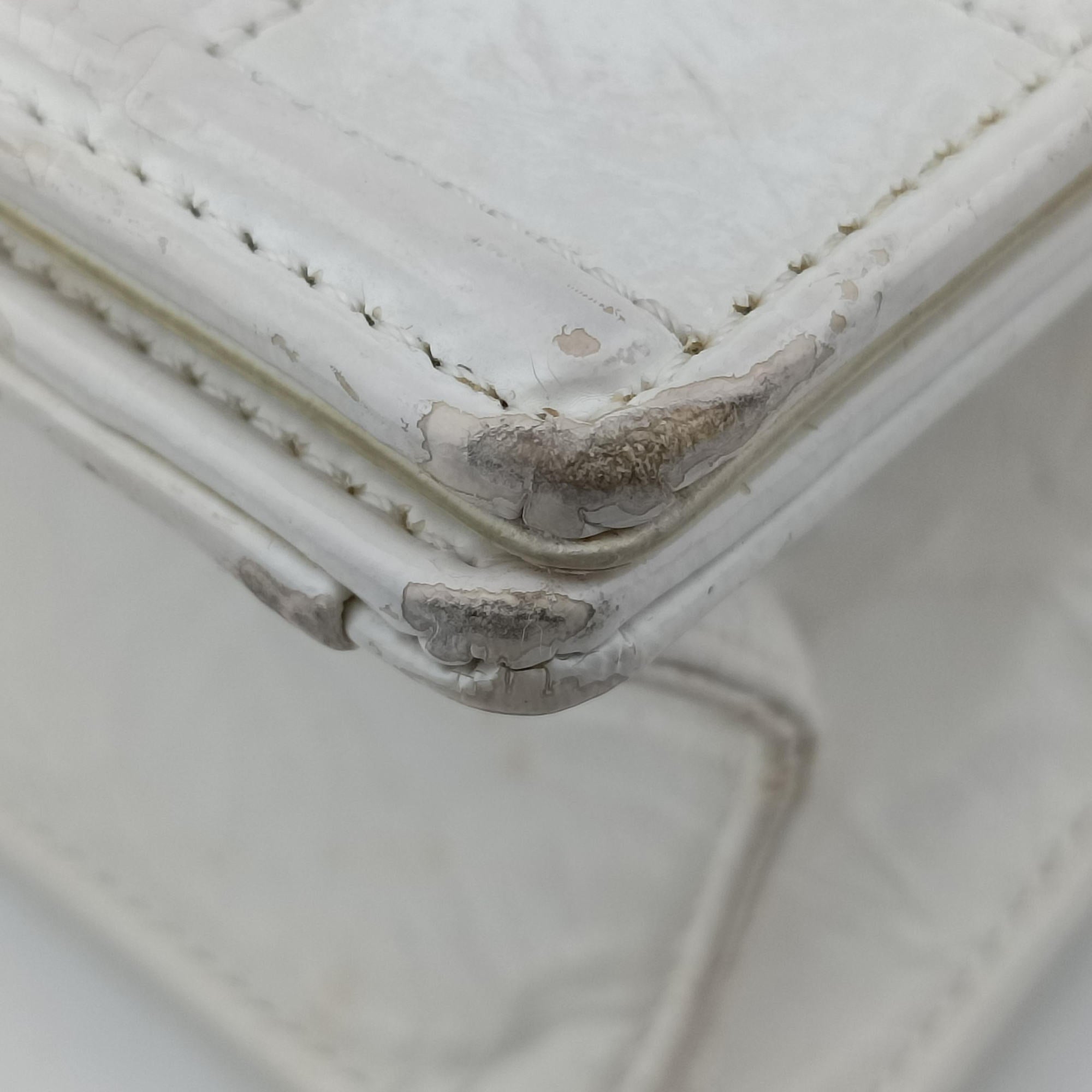 Diorama White Leather 13-BO-0117ディオラマ ホワイト レザー 13-BO-0117