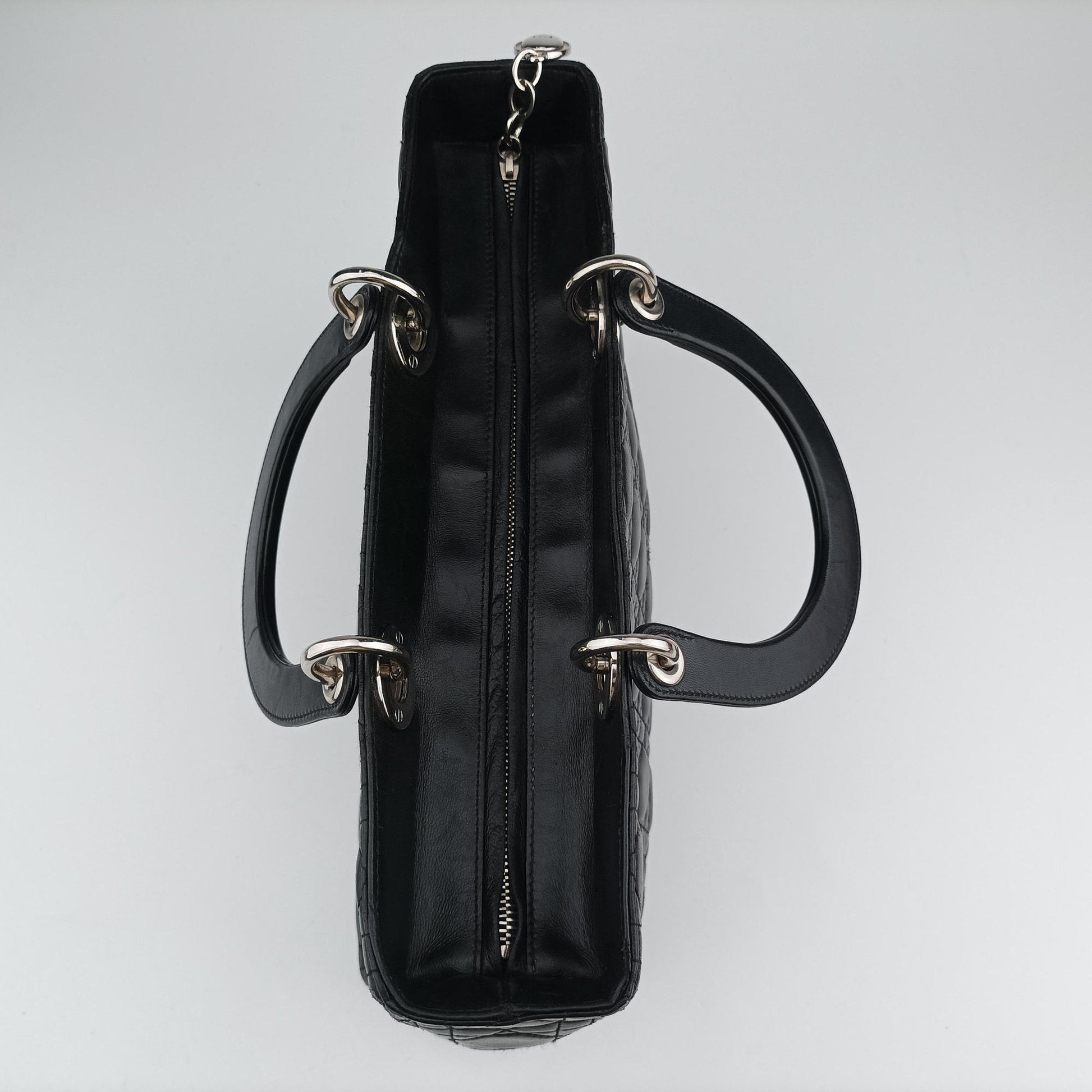 Lady Dior Black lambskin 31-MA-1014レディディオール ブラック ラムスキン 31-MA-1014