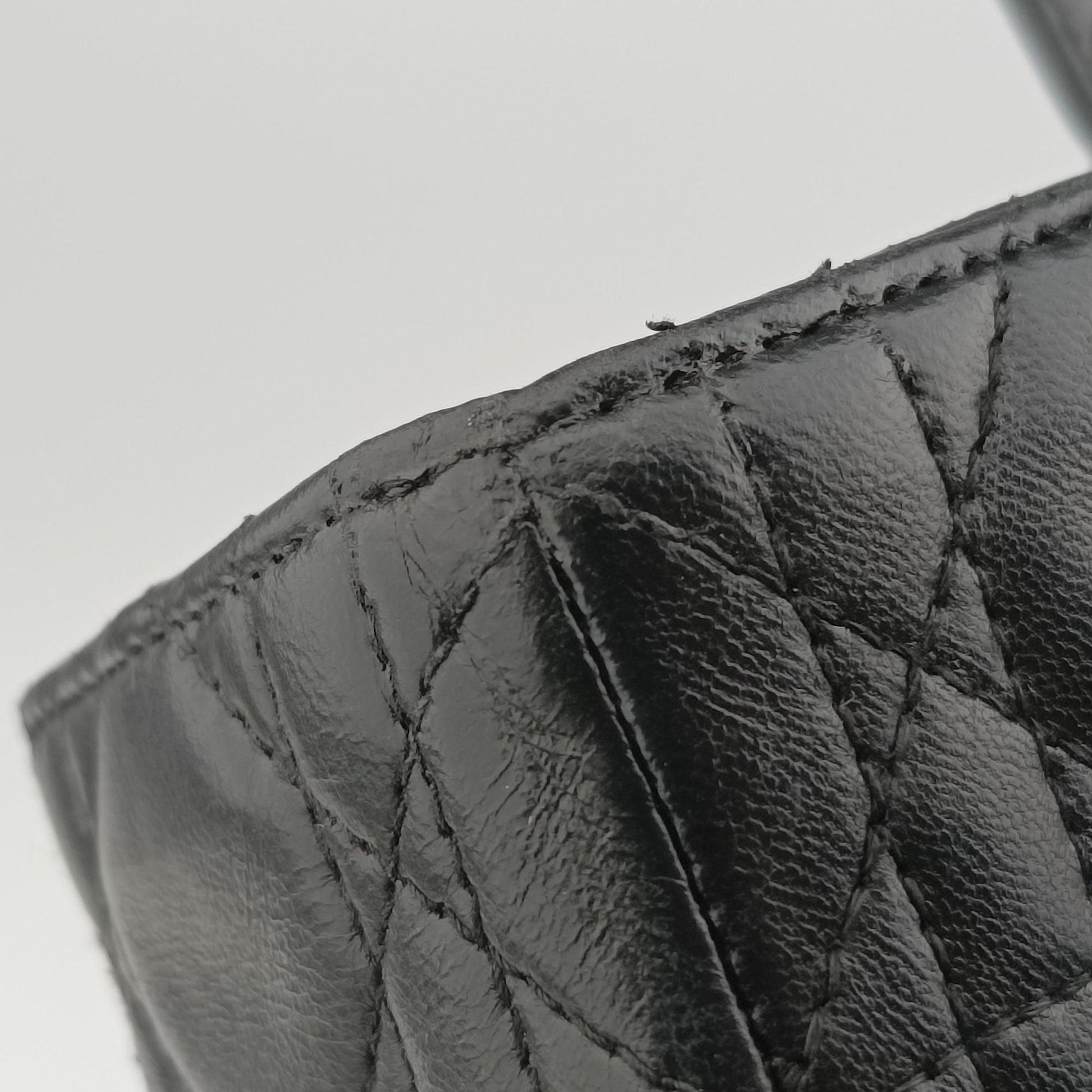 Lady Dior Black lambskin 31-MA-1014レディディオール ブラック ラムスキン 31-MA-1014
