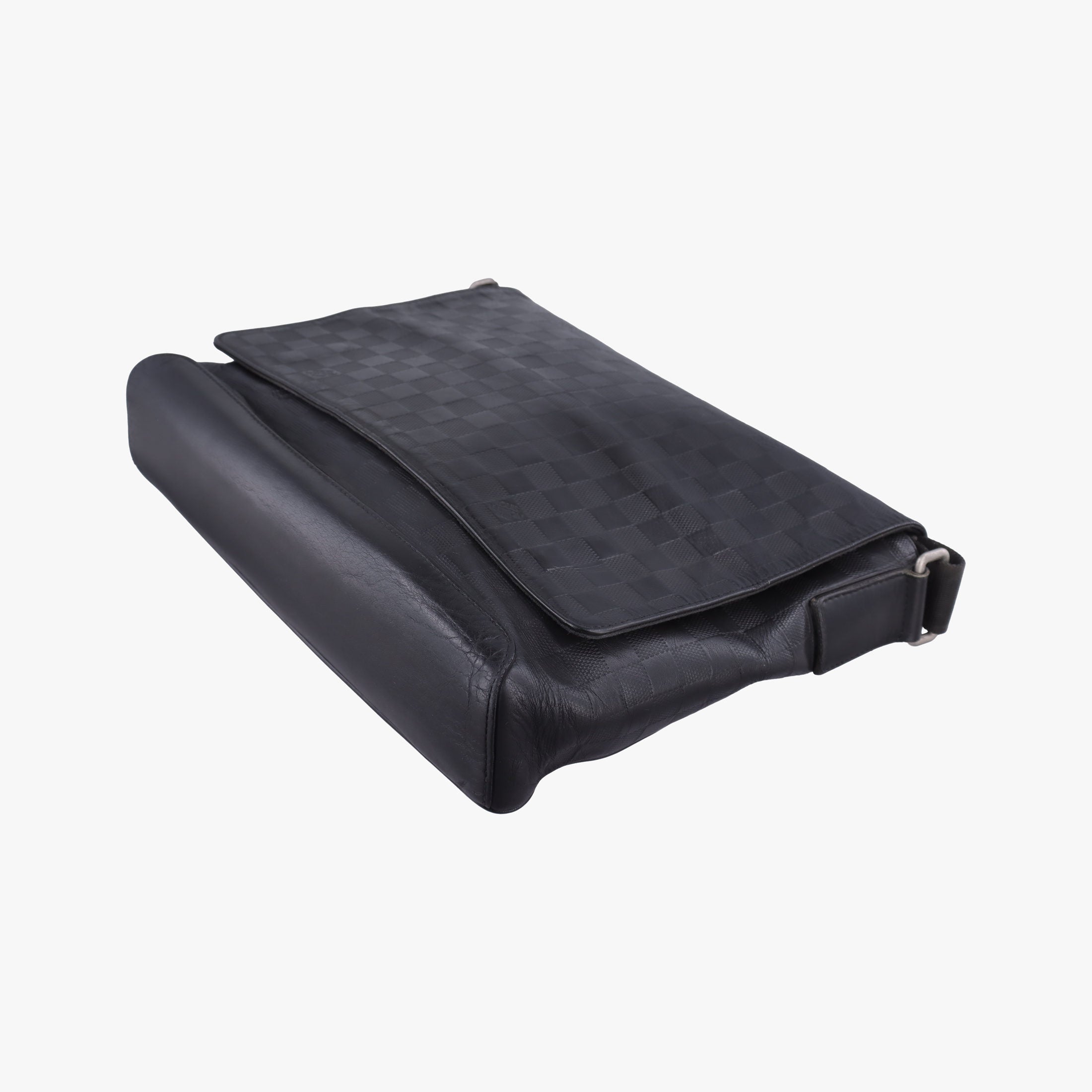 District MM Noir Damier Infini  N41284 CA0167ディストリクトMM ノワール  ダミエ・アンフィニ N41284 CA0167