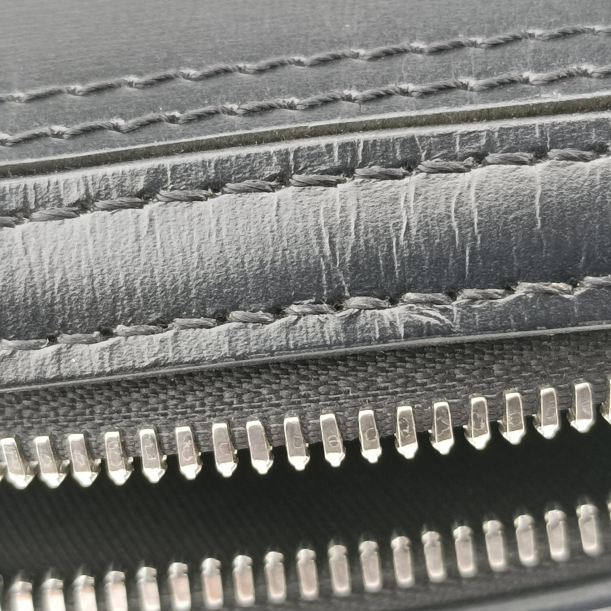Danube messenger Black Leather M53975 CA2179 IC Chipダヌーブメッセンジャー ブラック レザー M53975 CA2179 ICチップ