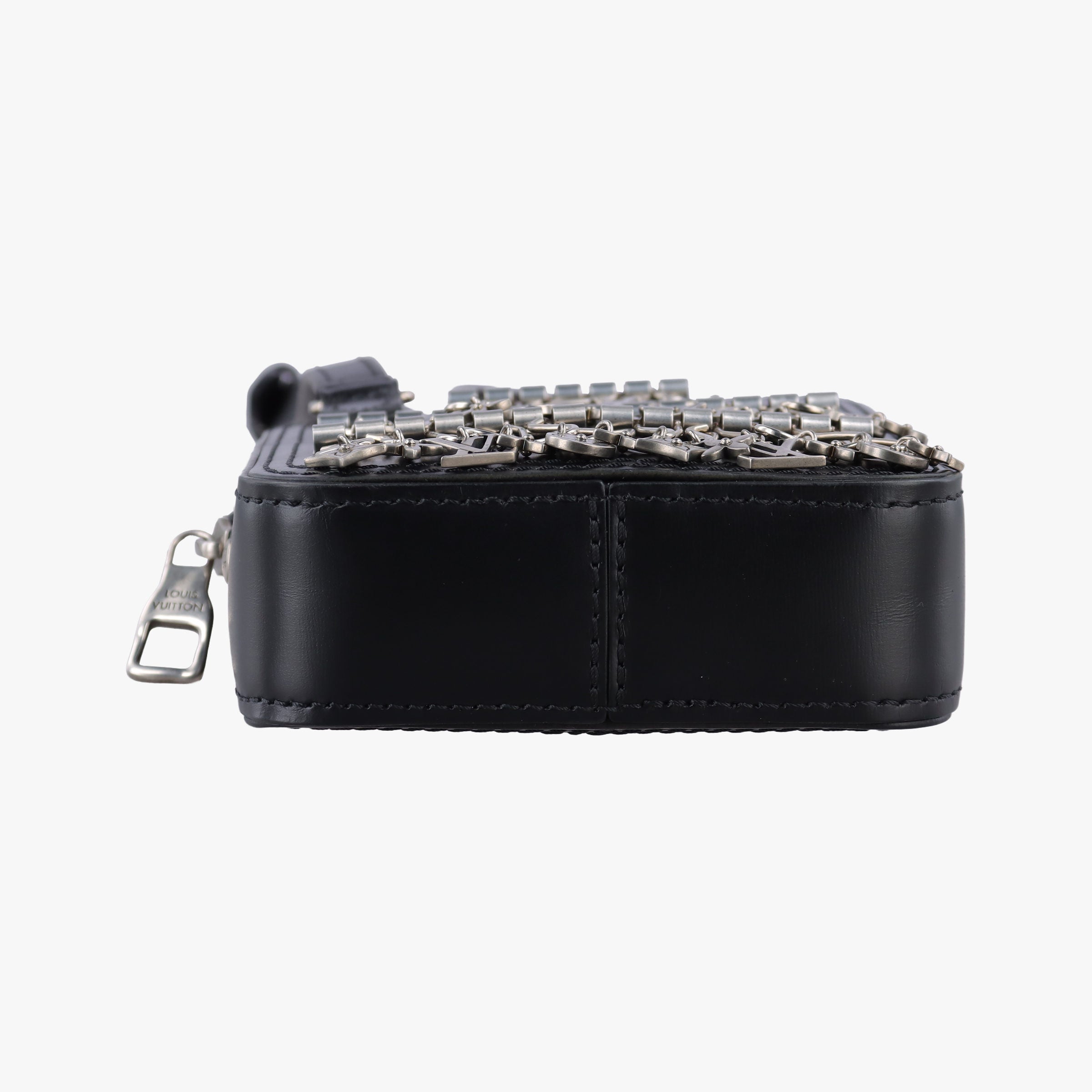 Danube messenger Black Leather M53975 CA2179 IC Chipダヌーブメッセンジャー ブラック レザー M53975 CA2179 ICチップ