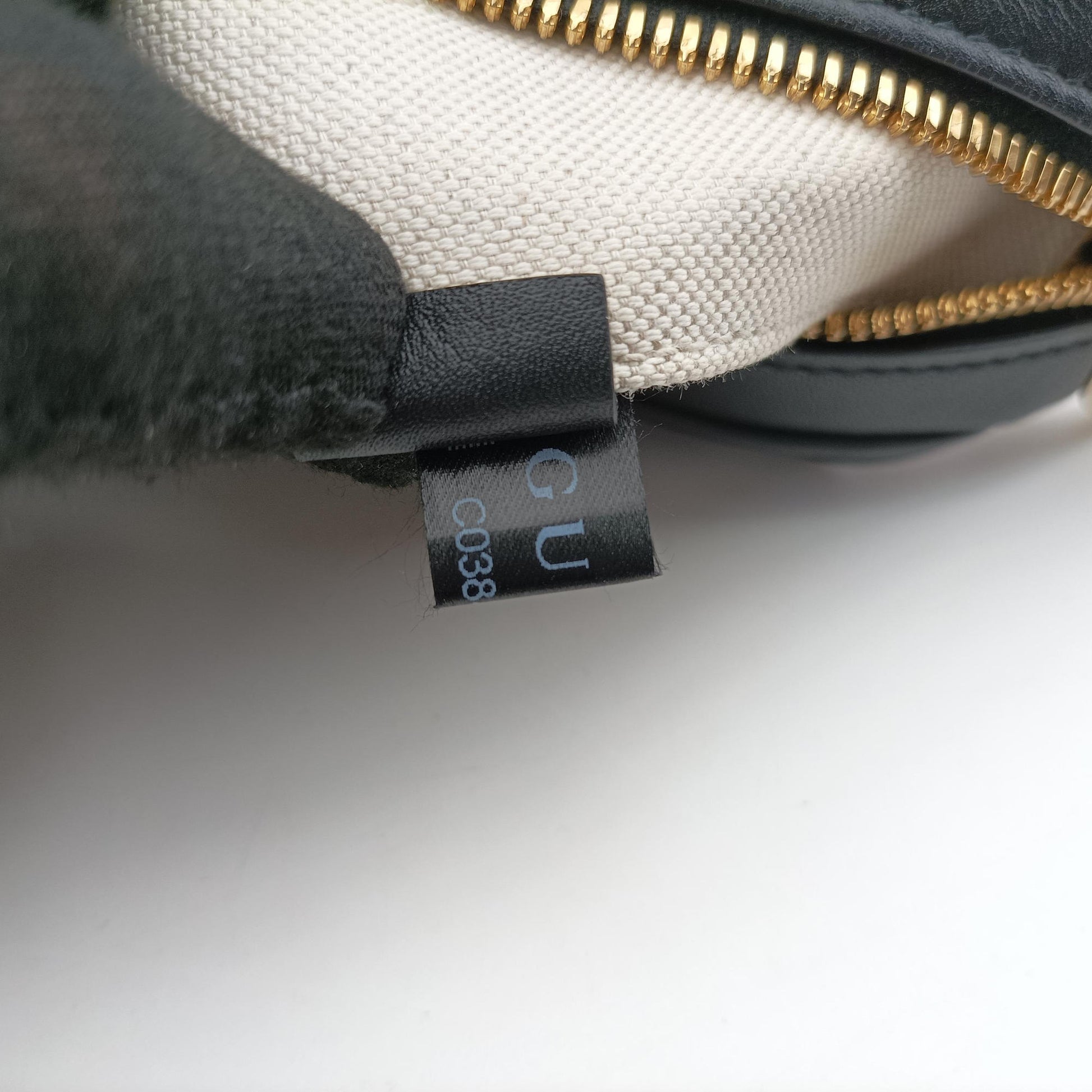 ATTACHE Black Leather 699409 C038451747アタッシェ ブラック レザー 699409 C038451747