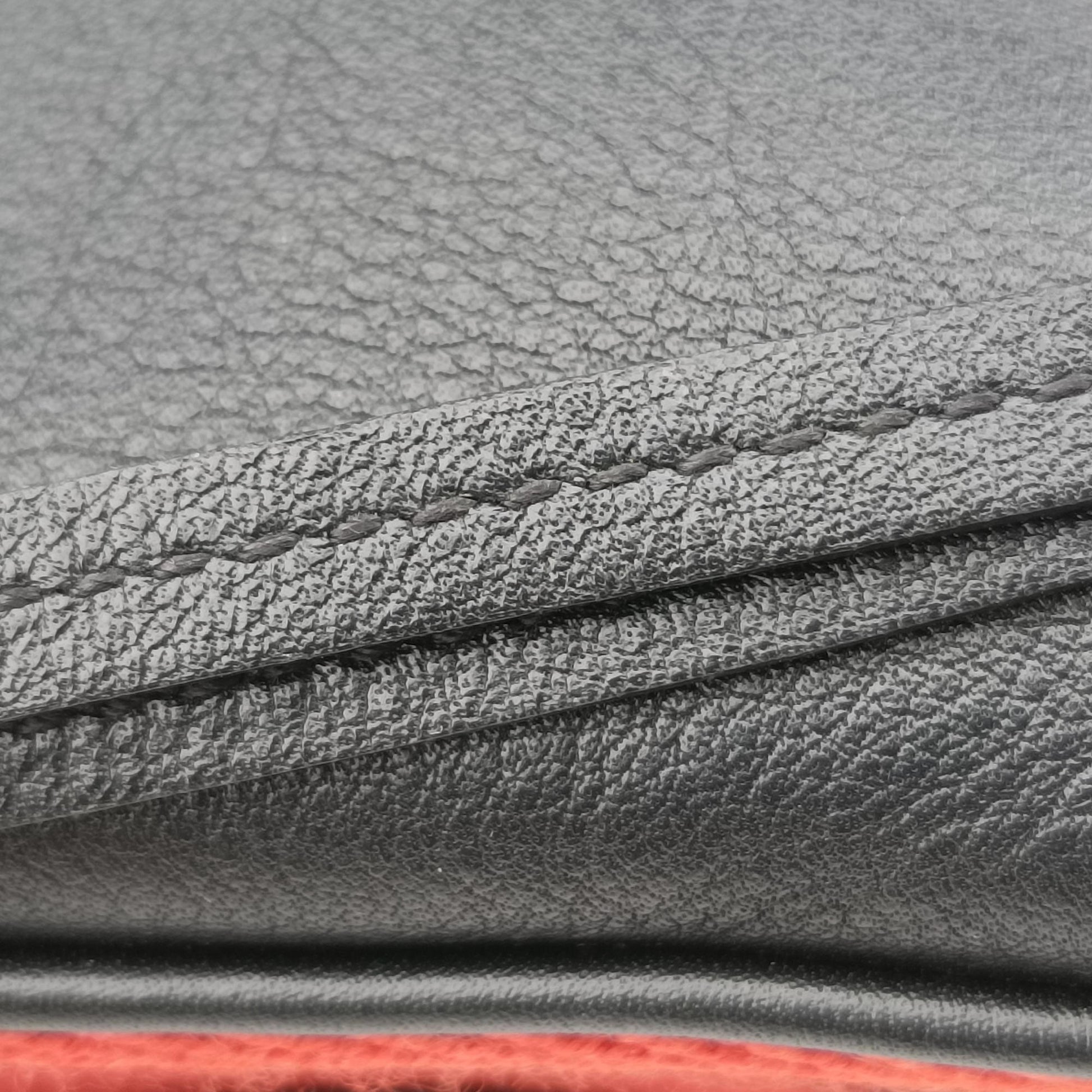ATTACHE Black Leather 699409 C038451747アタッシェ ブラック レザー 699409 C038451747
