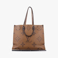 On the Go GM Brown Monogram Canvas M45320 NZ4139 IC ChipオンザゴーGM モノグラム/ブラウン モノグラム キャンバス M45320 NZ4139 ICチップ