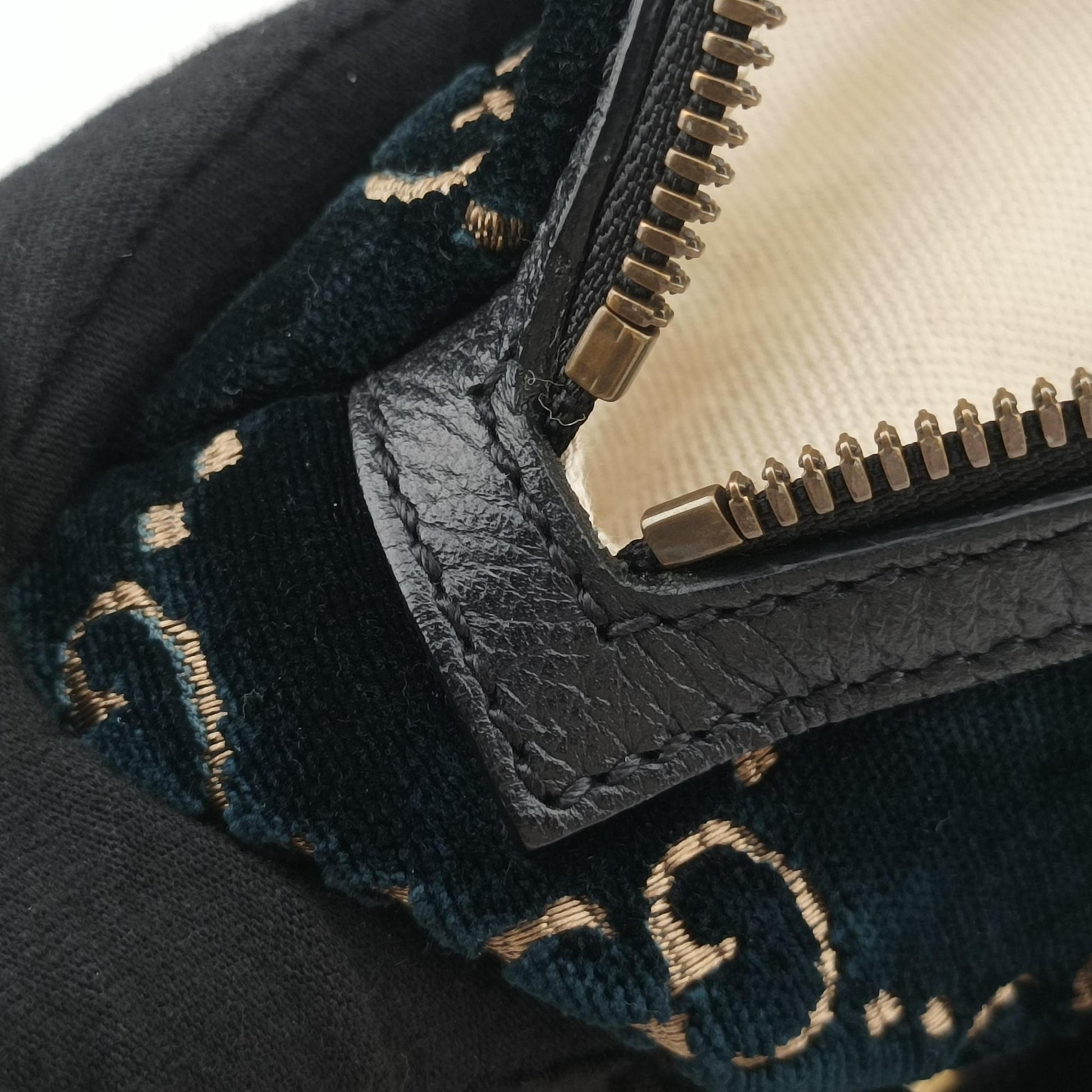 GG Velvet Blue velour 574968 E029979729GGベルベット ブルー ベロア 574968 E029979729