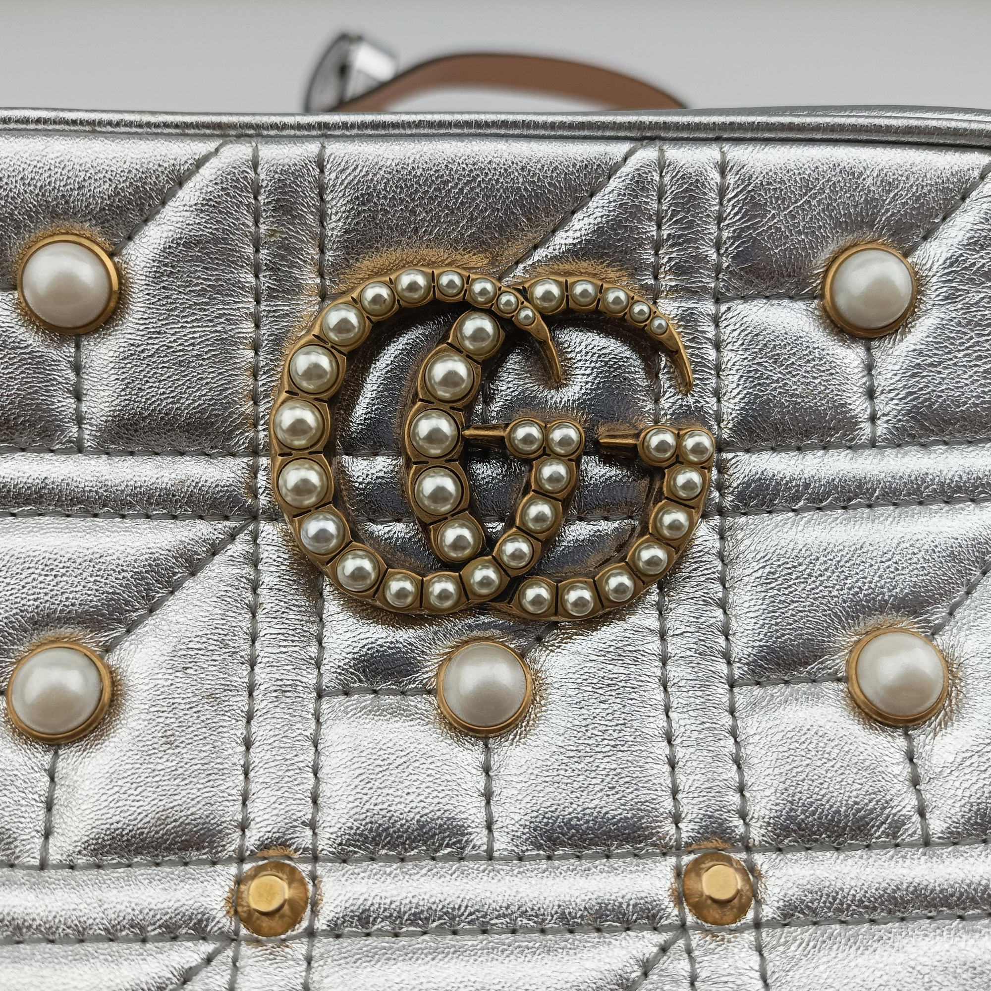 GG Marmont Silver Leather 447632 G021273675GGマーモント シルバー レザー 447632 G021273675