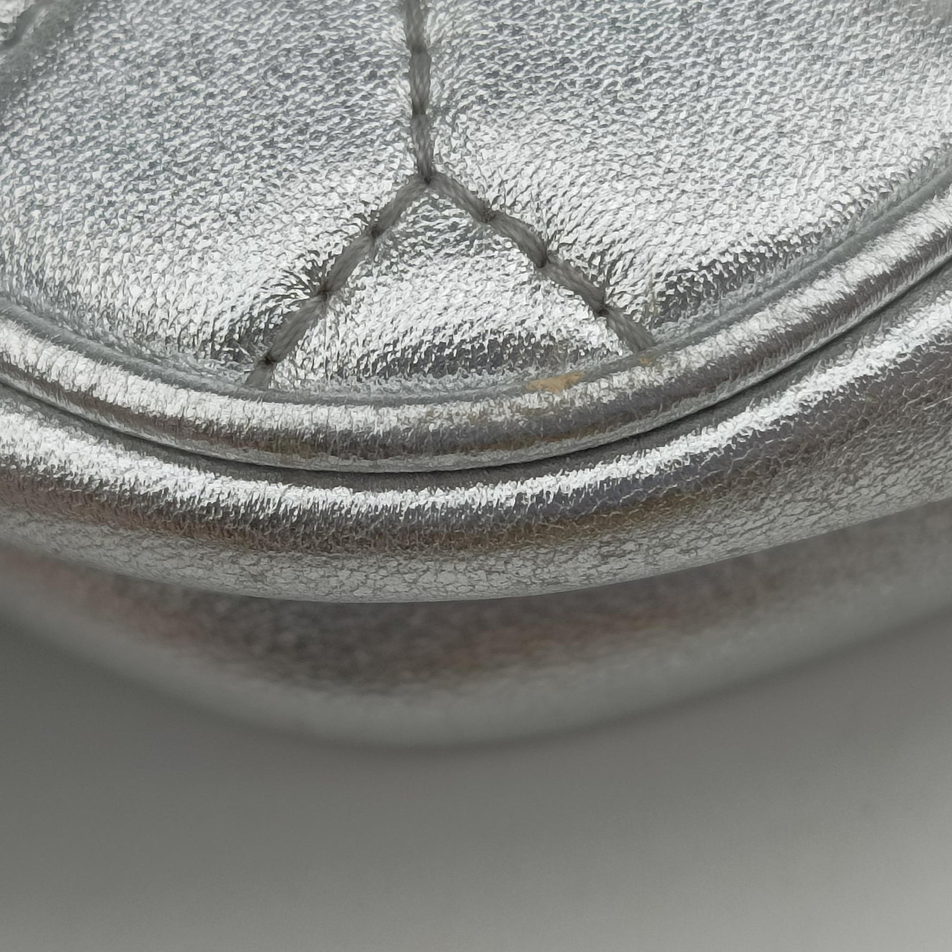 GG Marmont Silver Leather 447632 G021273675GGマーモント シルバー レザー 447632 G021273675