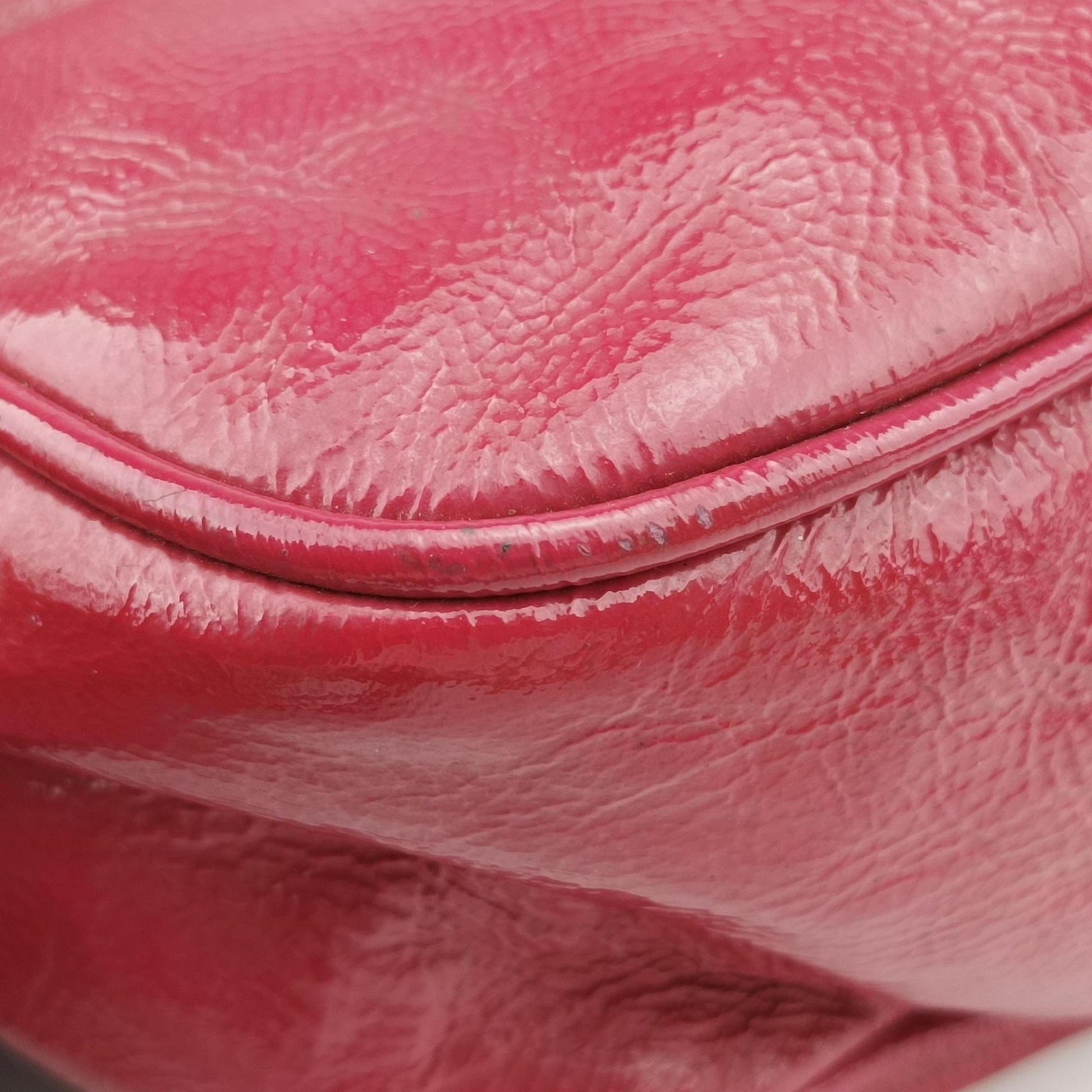Soho Rose Patent Leather 308364 I015606384ソーホー ローズ レッド パテント 308364 I015606384