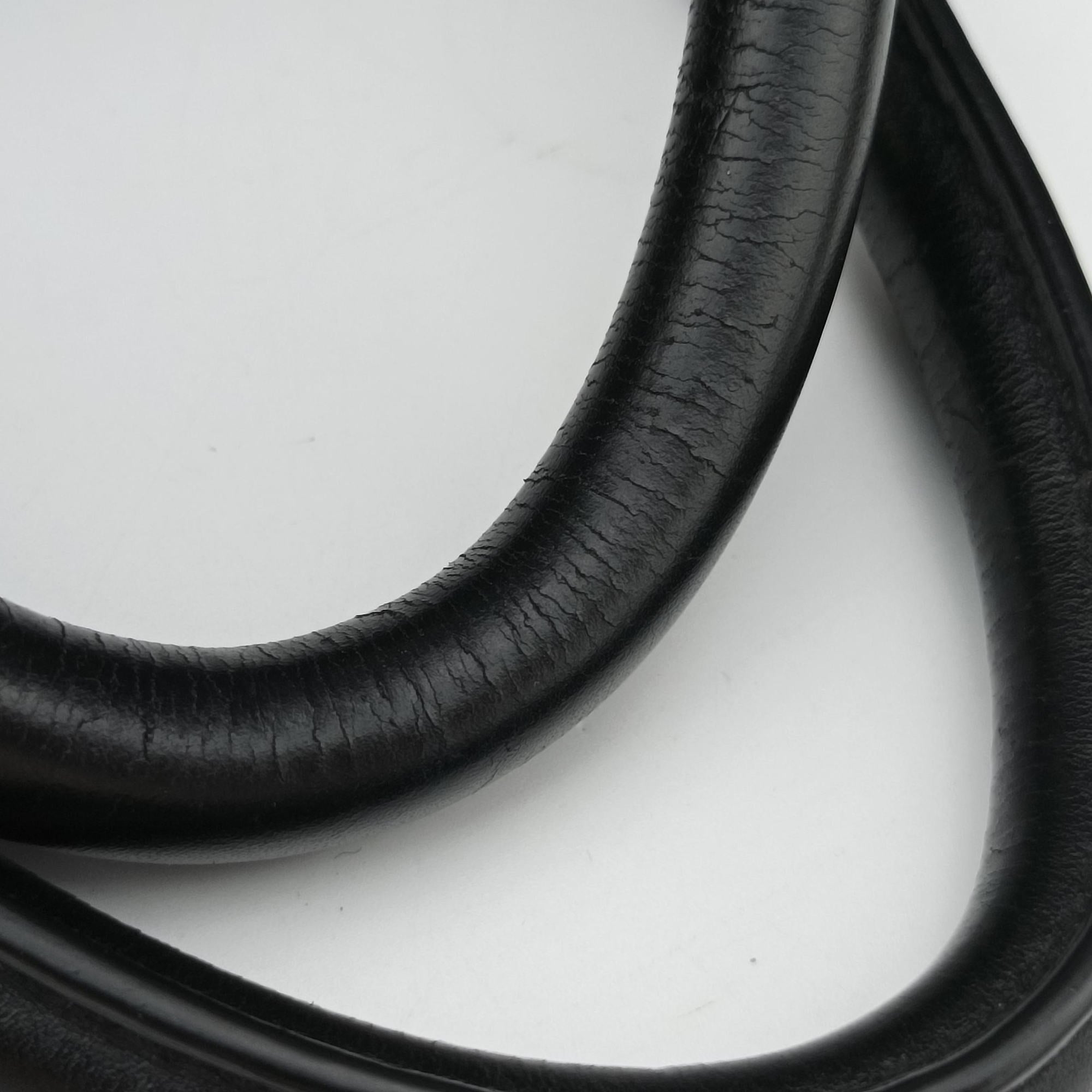 Diamante Black Leather 208463 A016416275ディアマンテ ブラック レザー 208463 A016416275