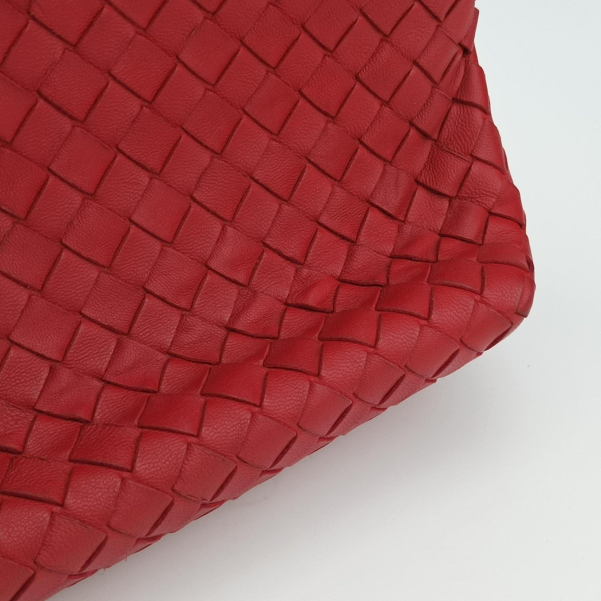 Intrecciato Olimpia Red lambskin B06397585Cイントレチャート オリンピア レッド ラムスキン B06397585C