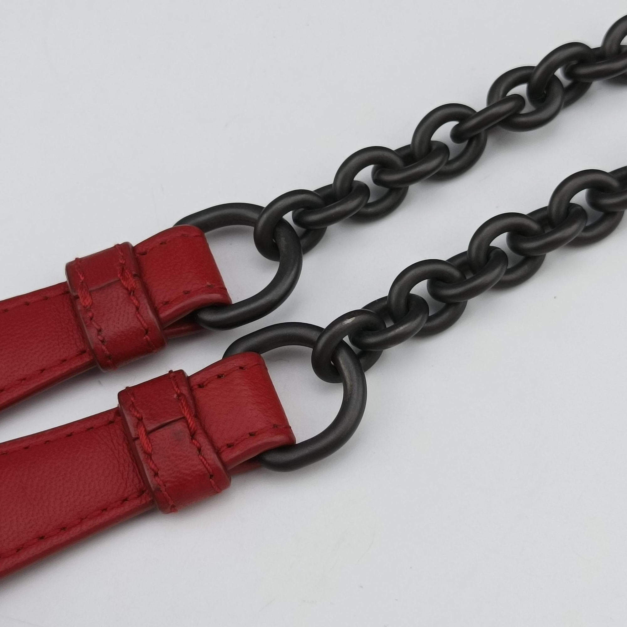 Intrecciato Olimpia Red lambskin B06397585Cイントレチャート オリンピア レッド ラムスキン B06397585C