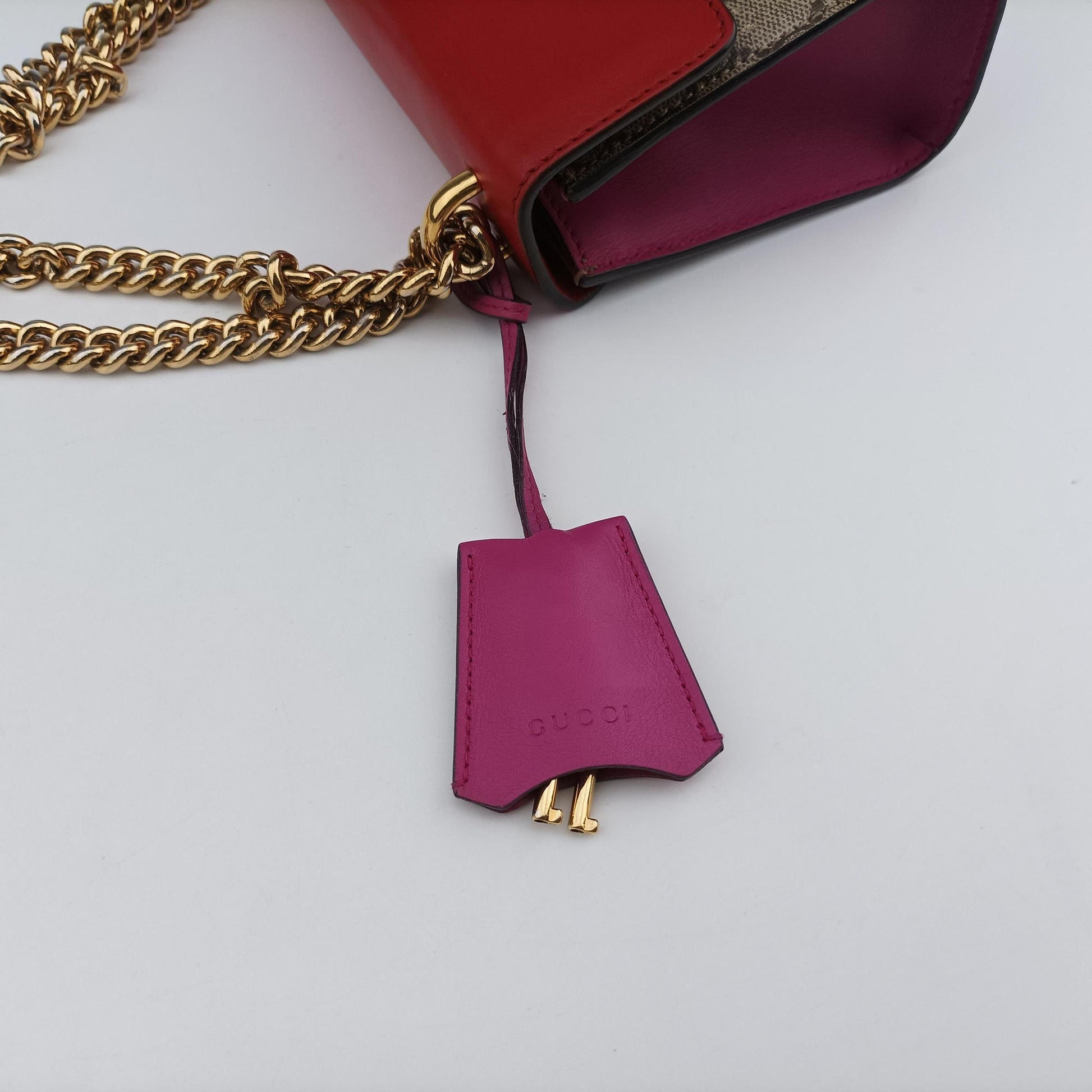 Padlock beige×red×pink PVC coated canvas×Leather 409487 E019422572パドロック ベージュ×レッド×ピンク PVCコーティングキャンバス×レザー 409487 E019422572