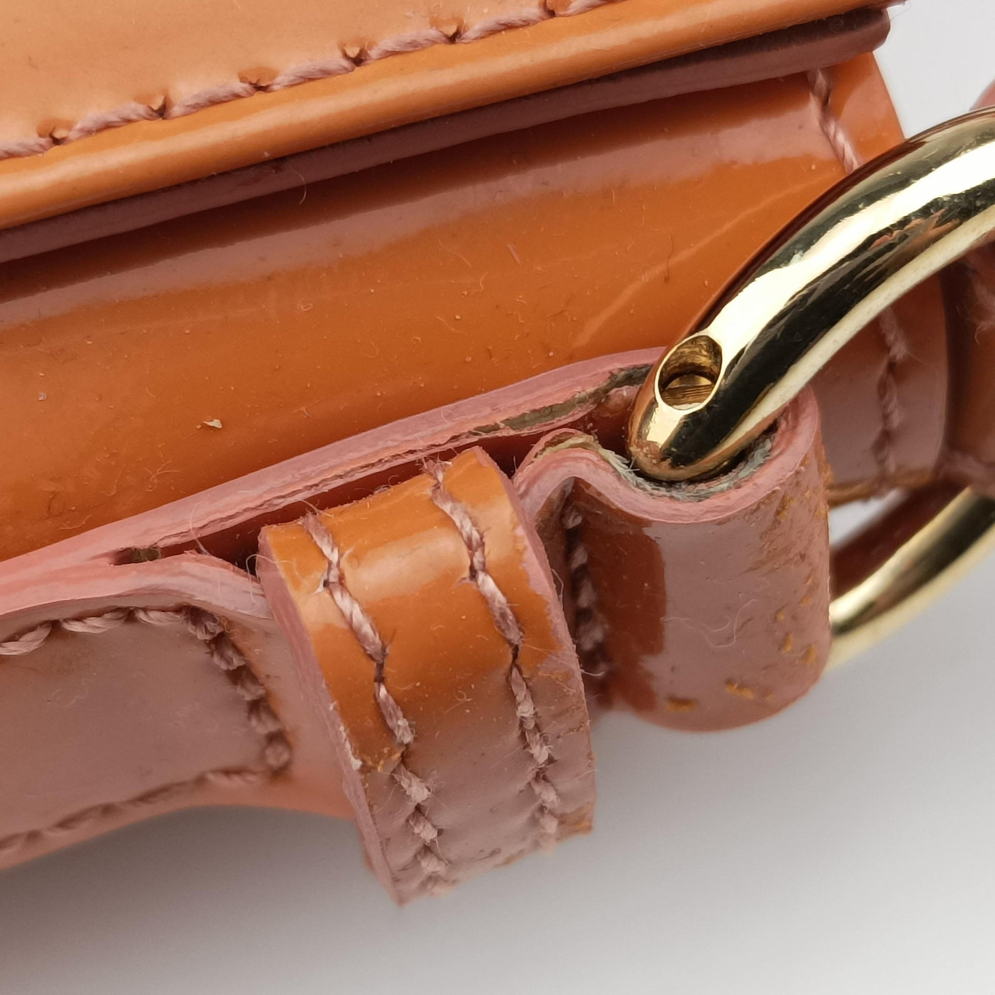 Vara Bow Caramel Patent AB-21E298ヴァラ リボン キャメル パテント AB-21E298