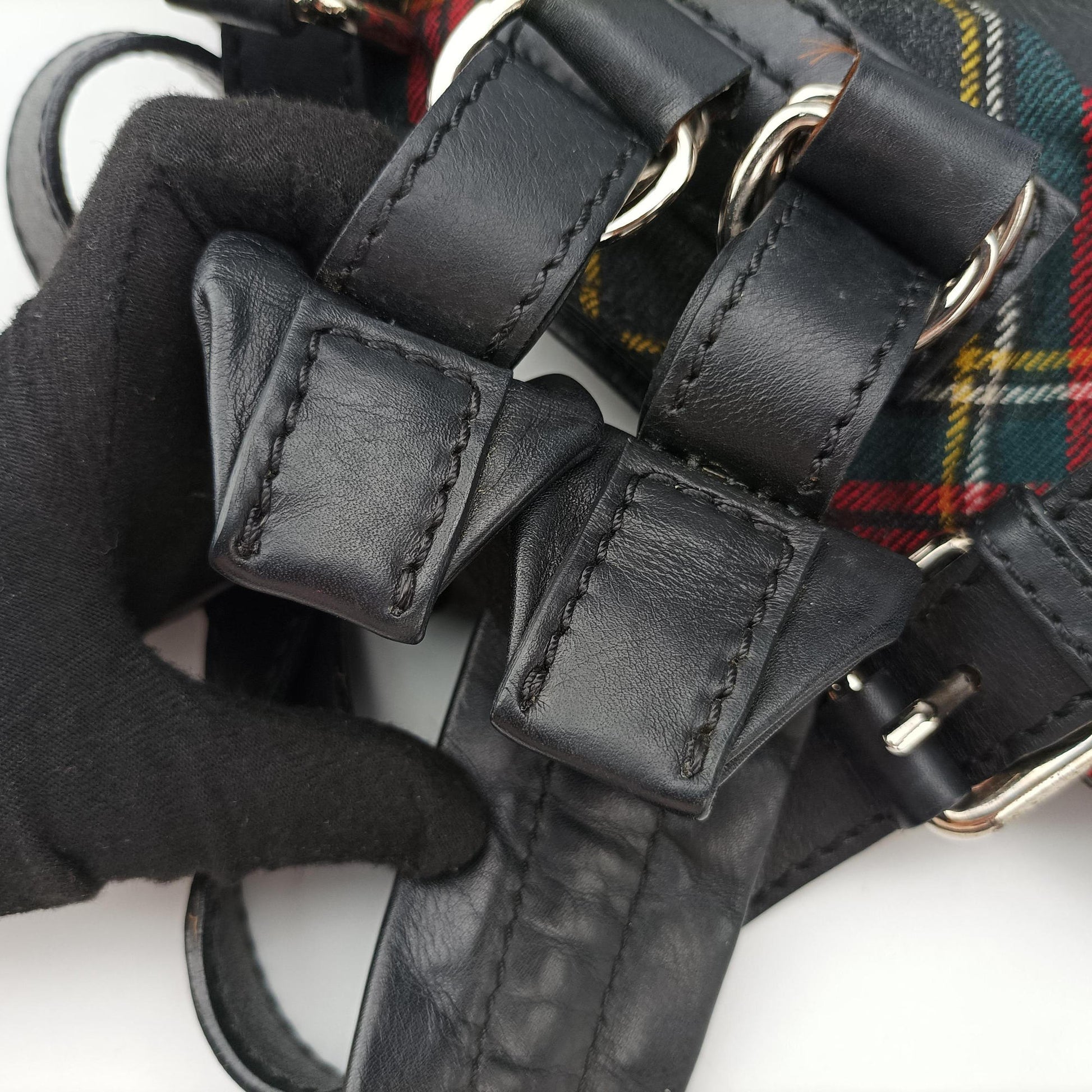 Syd SpikedRed Tartan × BlackCanvas/Velvet × Calfskinシド スタッズレッドチェック × ブラックキャンバス/ベルベット × レザー