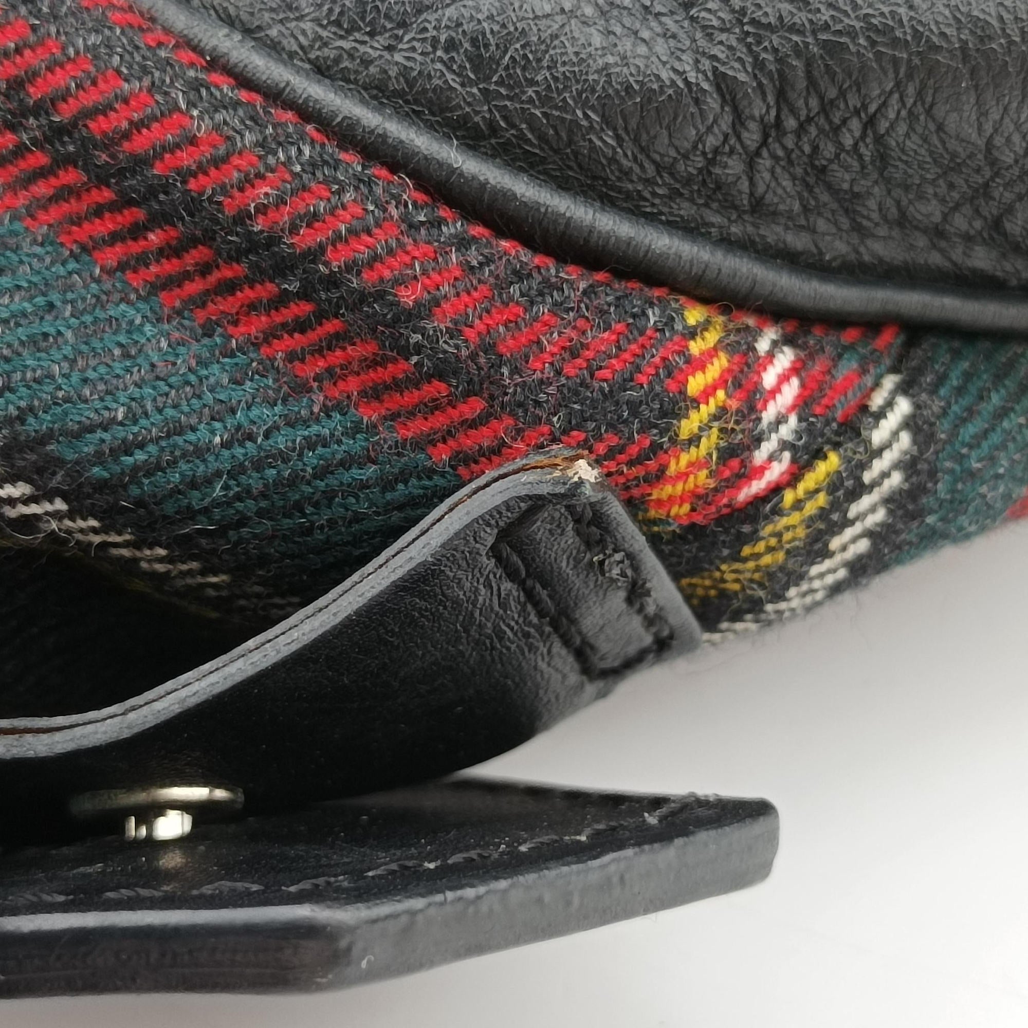 Syd SpikedRed Tartan × BlackCanvas/Velvet × Calfskinシド スタッズレッドチェック × ブラックキャンバス/ベルベット × レザー
